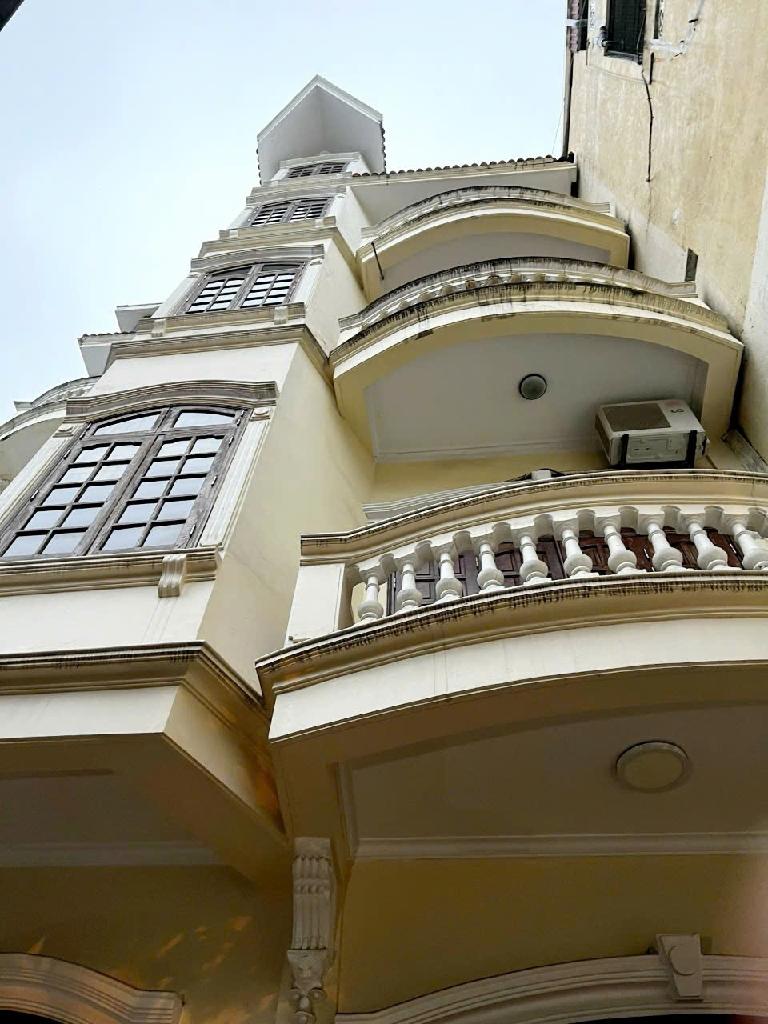 Bán nhà Võ Thị Sáu - diện tích 163m2 5 tầng - Ô TÔ TRÁNH - giá 54 tỷ