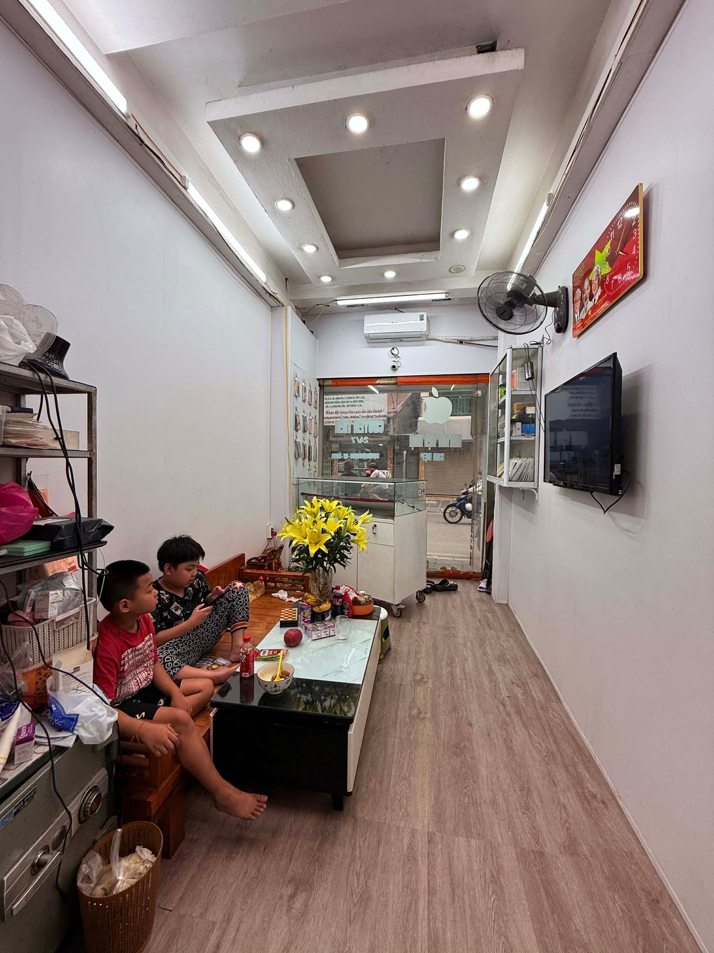 Bán nhà Trương Định - diện tích 47m2 5 tầng - SIÊU PHẨM MẶT PHỐ - giá 18,3 tỷ