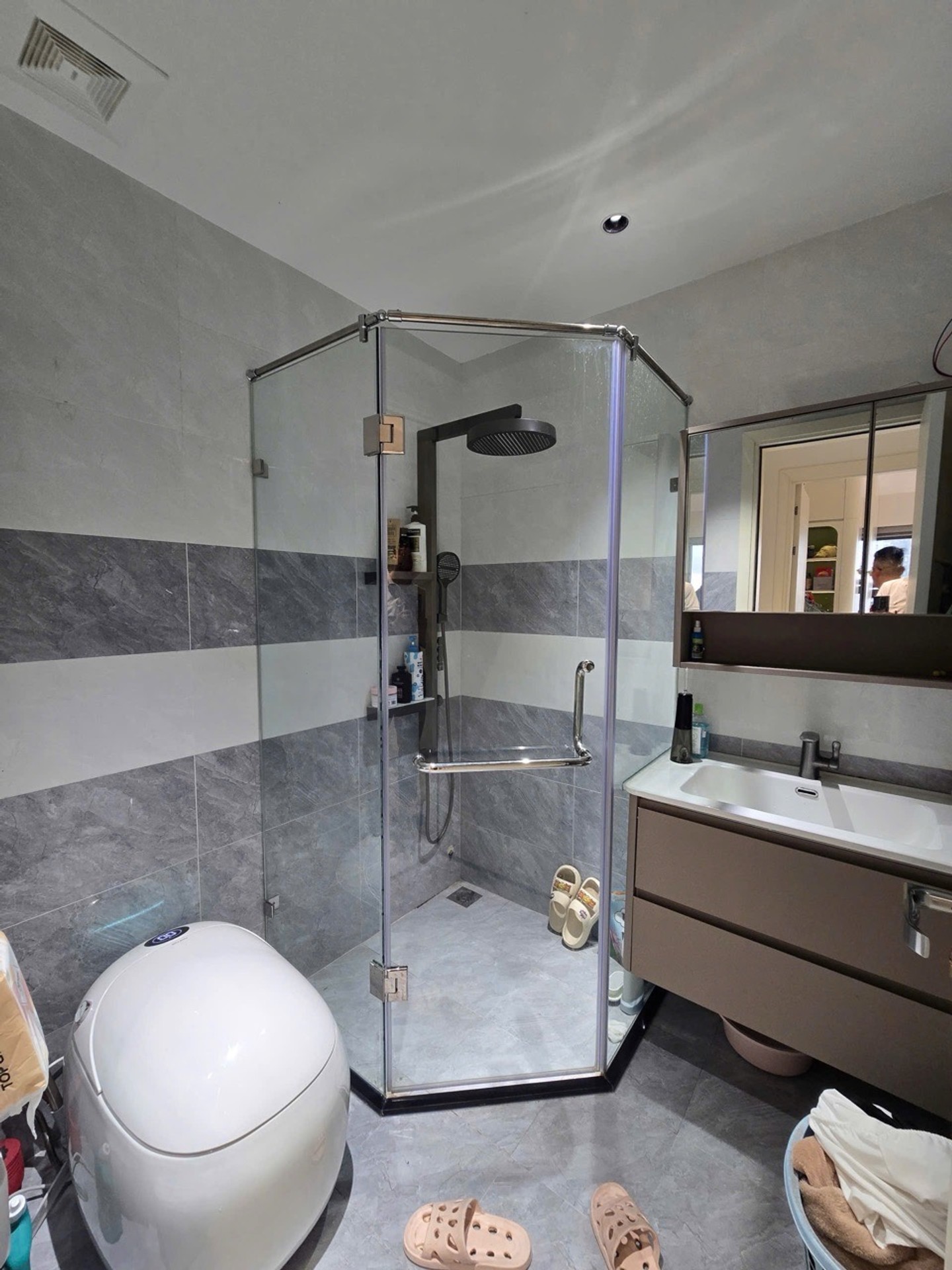 Bán nhà Ngõ 161 Ngọc Hồi - diện tích 92m2 15 tầng - Căn hộ lô góc đẹp - giá 7,2 tỷ