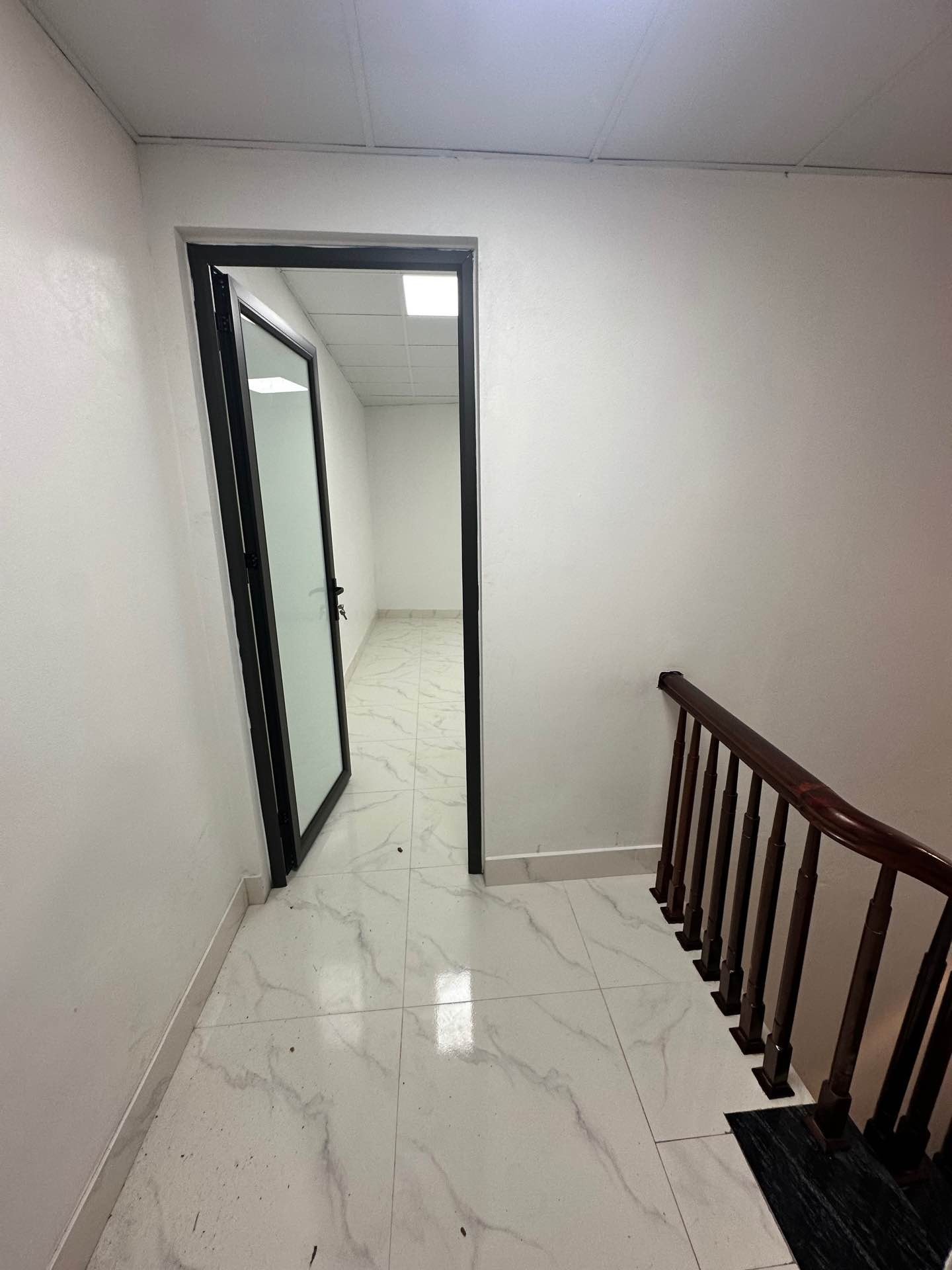 Bán nhà Định Công Hạ - diện tích 43m2 4 tầng - Ngõ thông, gần ô tô - giá 3,7 tỷ