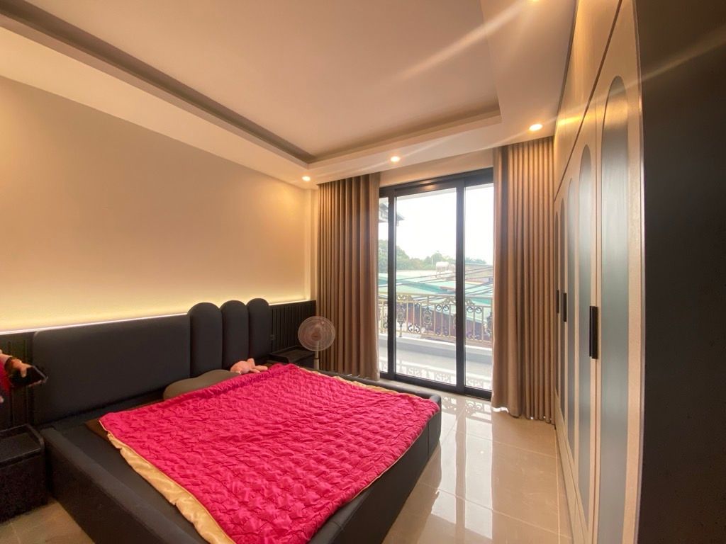 Bán nhà Vĩnh Hưng - diện tích 50m2 5 tầng - Ngõ ô tô - giá 14,3 tỷ