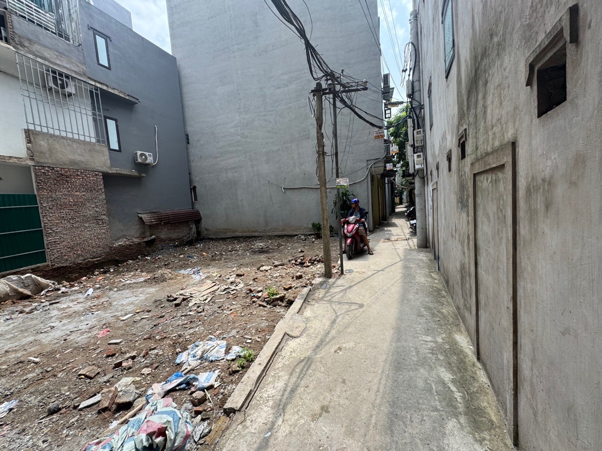 Bán nhà Thanh Lân - diện tích 50m2 1 tầng - Mảnh đất vuông - giá 7,8 tỷ