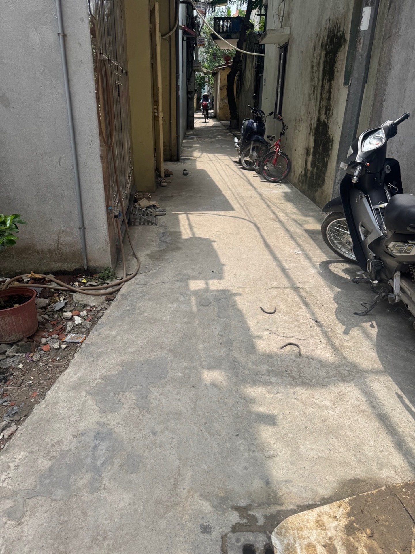 Bán nhà Thanh Lân - diện tích 50m2 1 tầng - Mảnh đất vuông - giá 7,8 tỷ