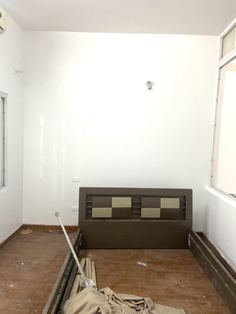 Bán nhà Hoàng Văn Thái - diện tích 105m2 3 tầng - Phân lô ô tô tránh - giá 25 tỷ