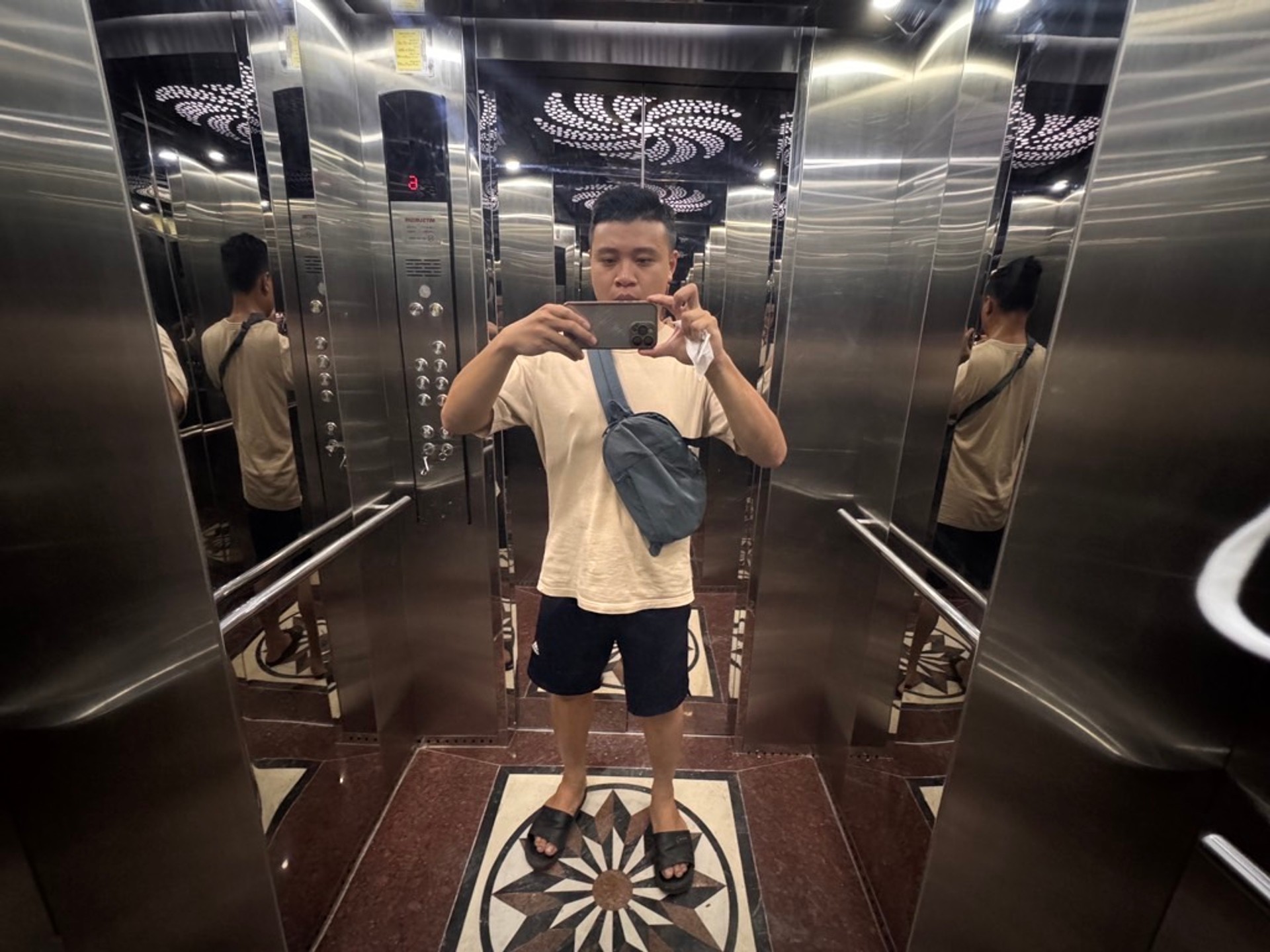 Bán nhà Nguyễn Lương Bằng - diện tích 59m2 7 tầng - ô tô tránh - giá 30,8 tỷ