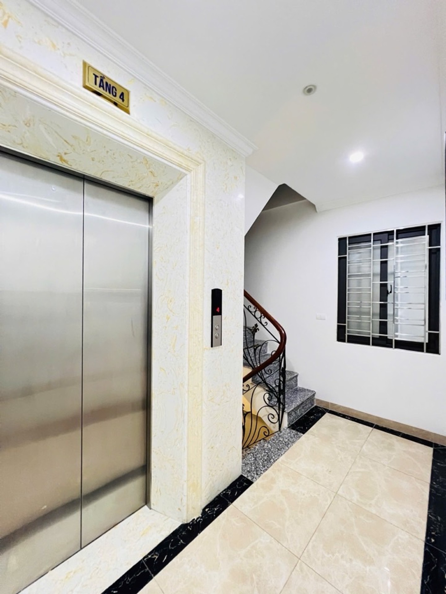 Bán nhà Nguyễn Lương Bằng - diện tích 59m2 7 tầng - ô tô tránh - giá 30,8 tỷ