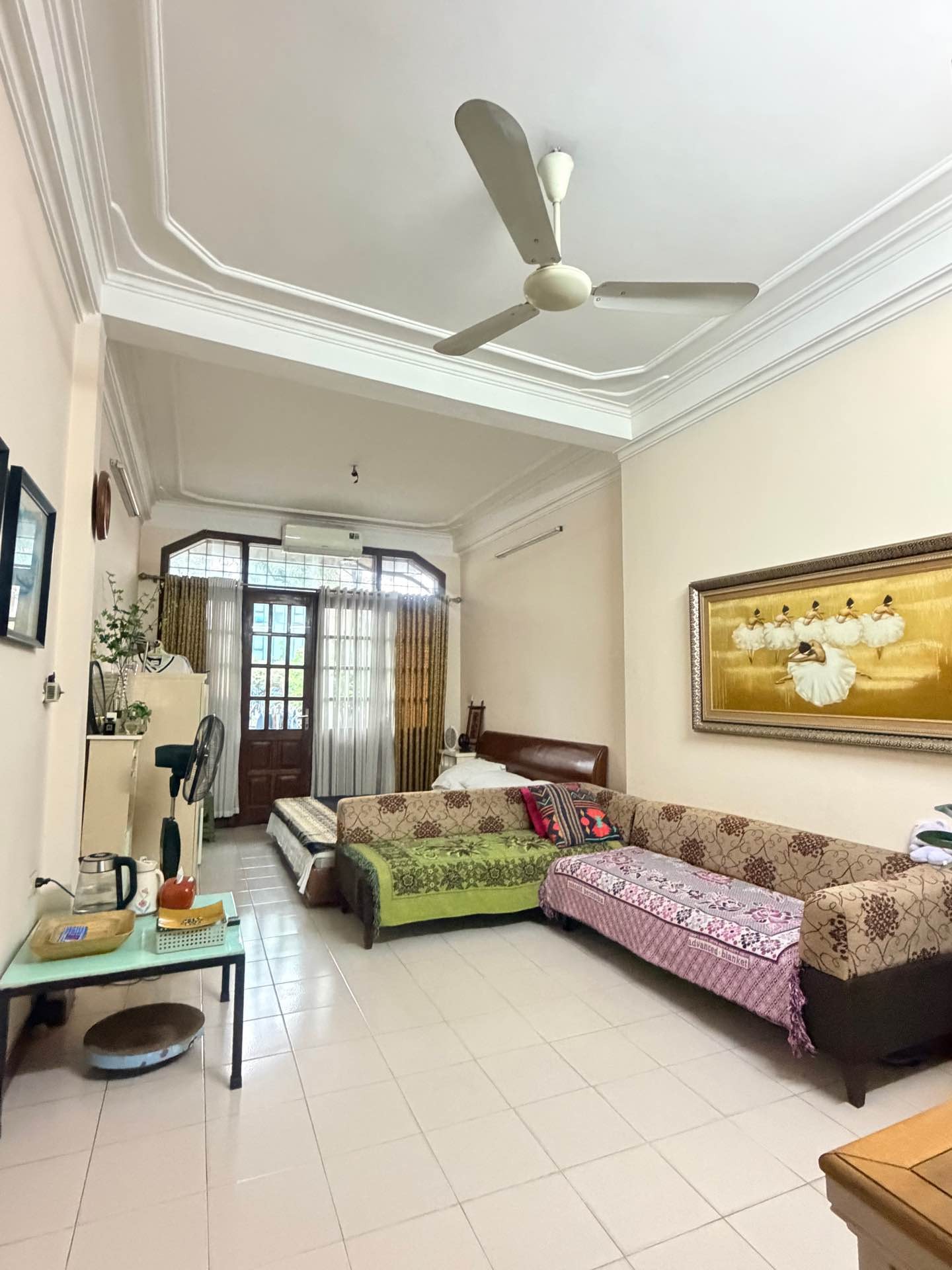 Bán nhà Trần Khát Chân - diện tích 50m2 3 tầng - Mặt phố VIP - giá 46,5 tỷ