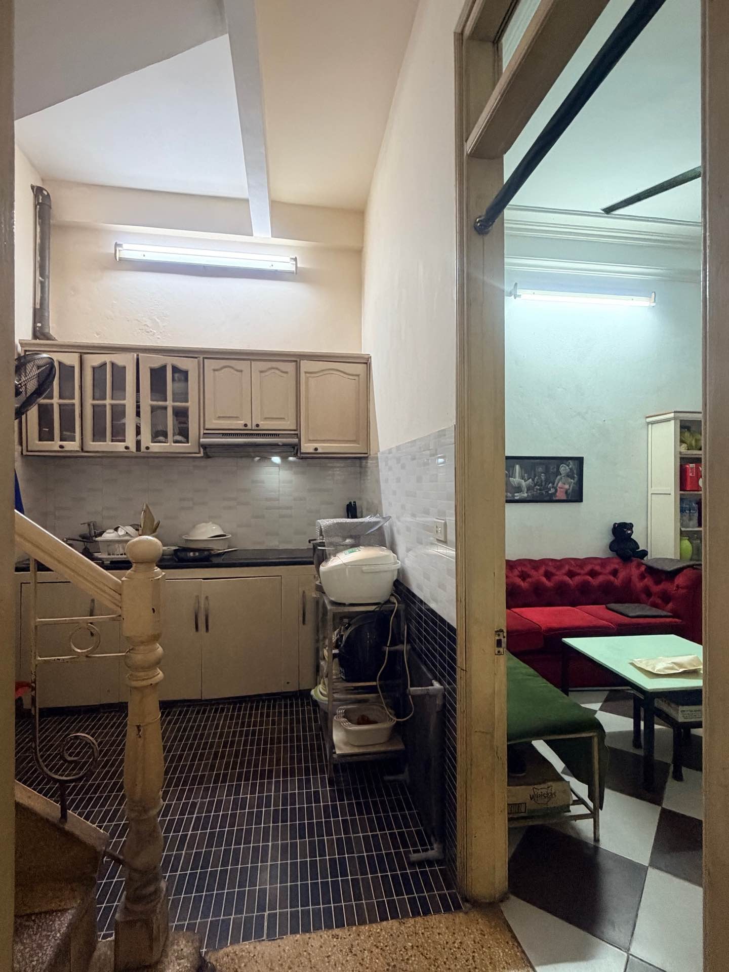 Bán nhà Trần Khát Chân - diện tích 50m2 3 tầng - Mặt phố VIP - giá 46,5 tỷ