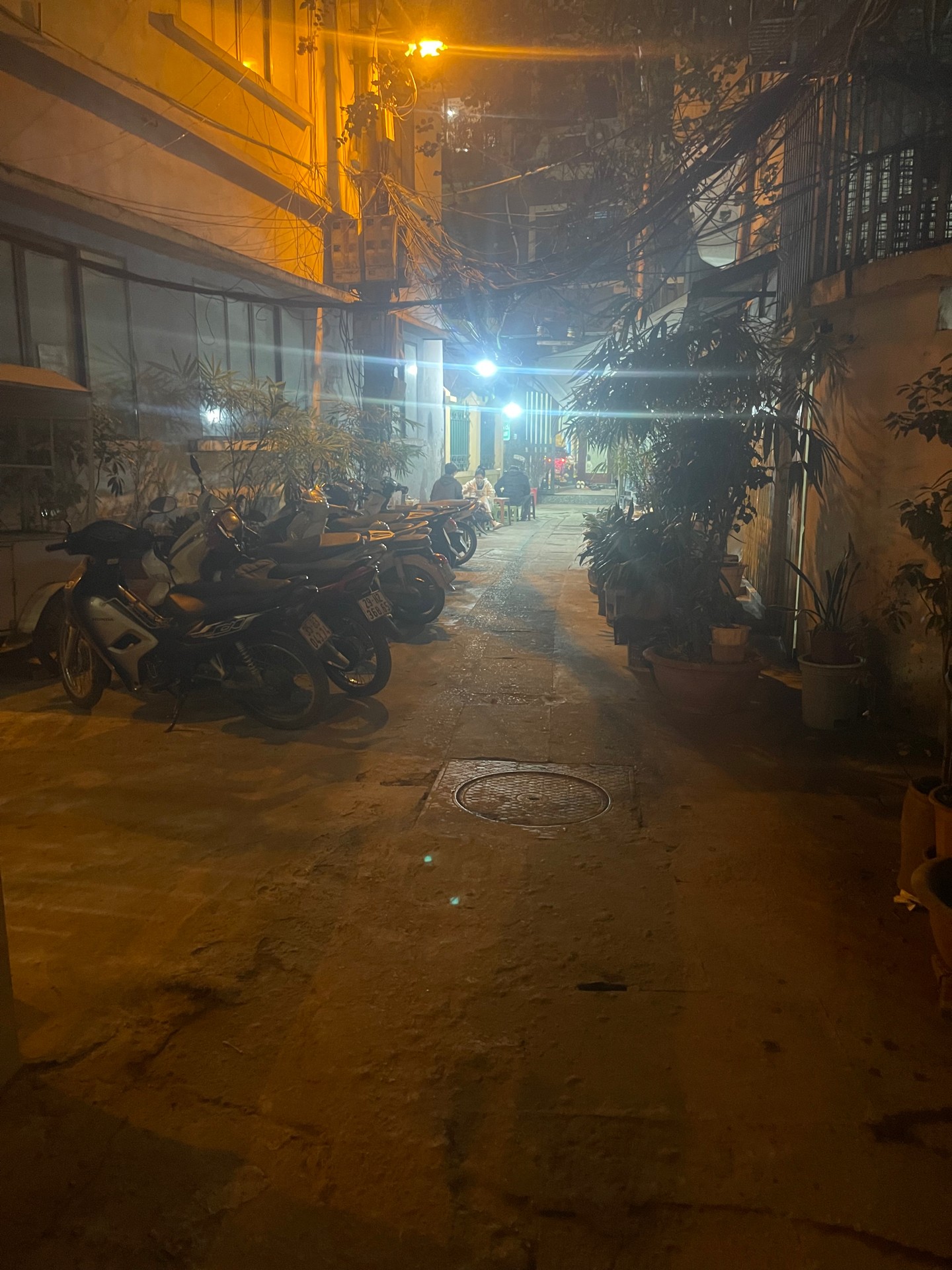 Bán nhà Hai Bà Trưng - diện tích 35m2 2 tầng - Lô góc - giá 9 tỷ
