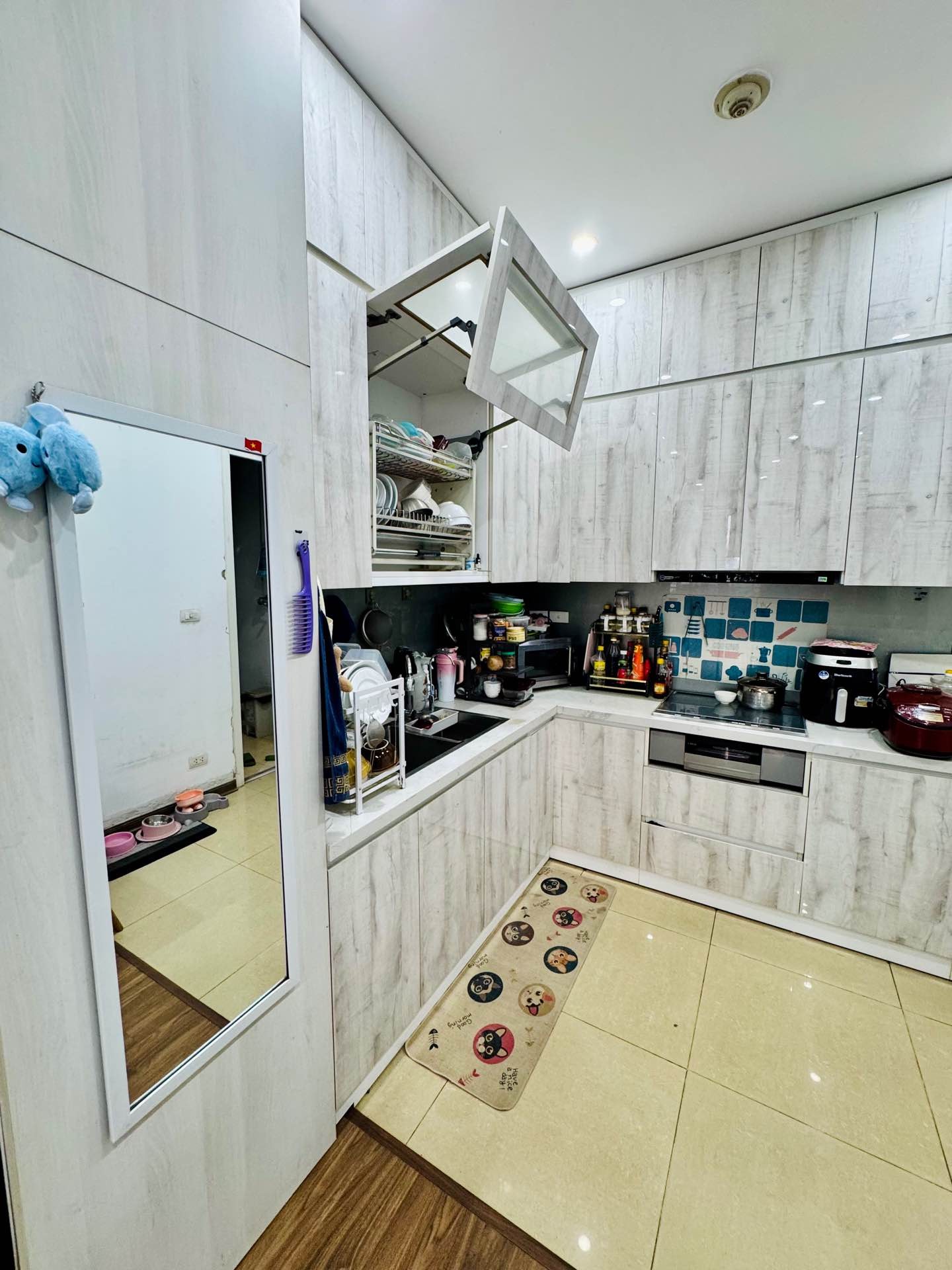 Bán nhà Giải Phóng - diện tích 92m2 12 tầng - Căn góc 3 thoáng - giá 8,8 tỷ