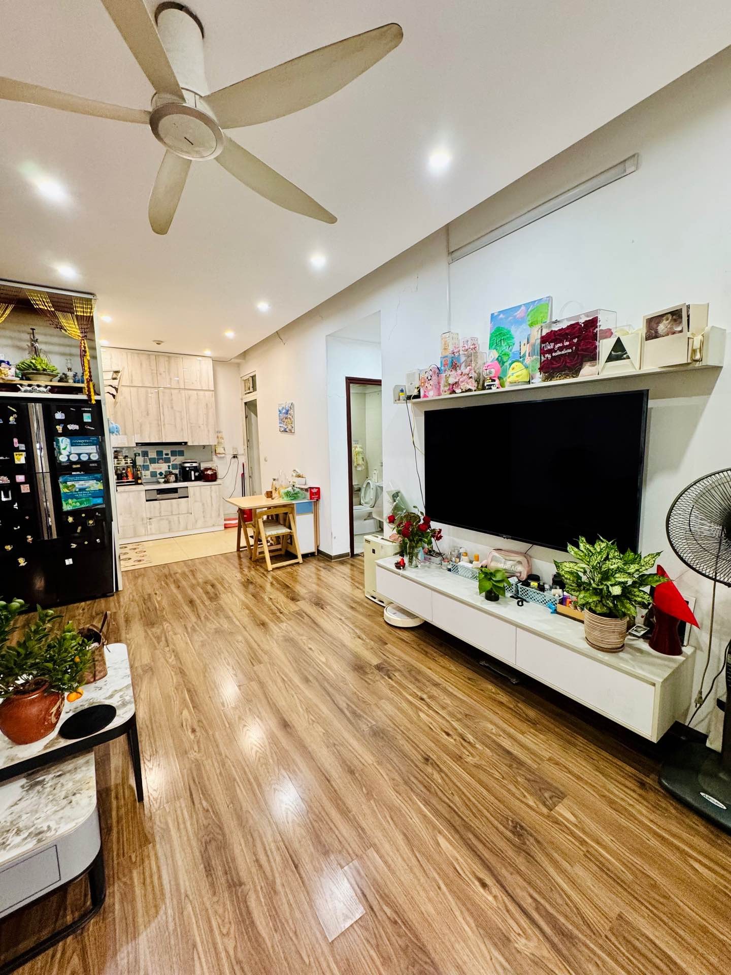 Bán nhà Giải Phóng - diện tích 92m2 12 tầng - Căn góc 3 thoáng - giá 8,8 tỷ