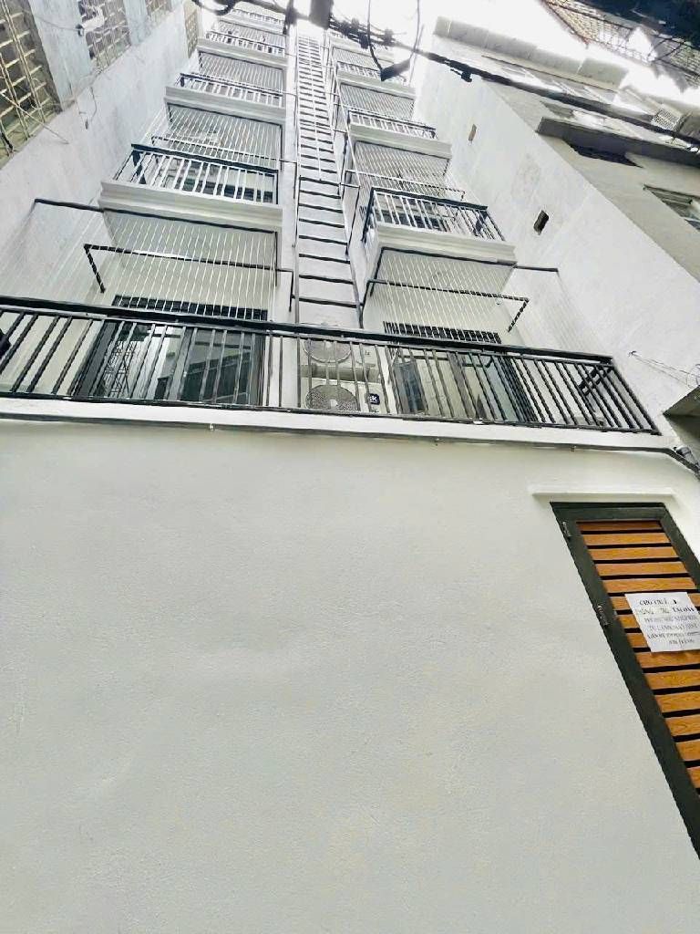 Bán nhà Giải Phóng - diện tích 94m2 7 tầng - Ô TÔ ĐỖ VF3 - giá 29,5 tỷ