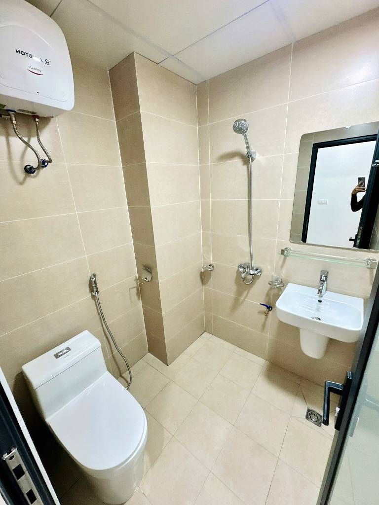 Bán nhà Giải Phóng - diện tích 94m2 7 tầng - Ô TÔ ĐỖ VF3 - giá 29,5 tỷ