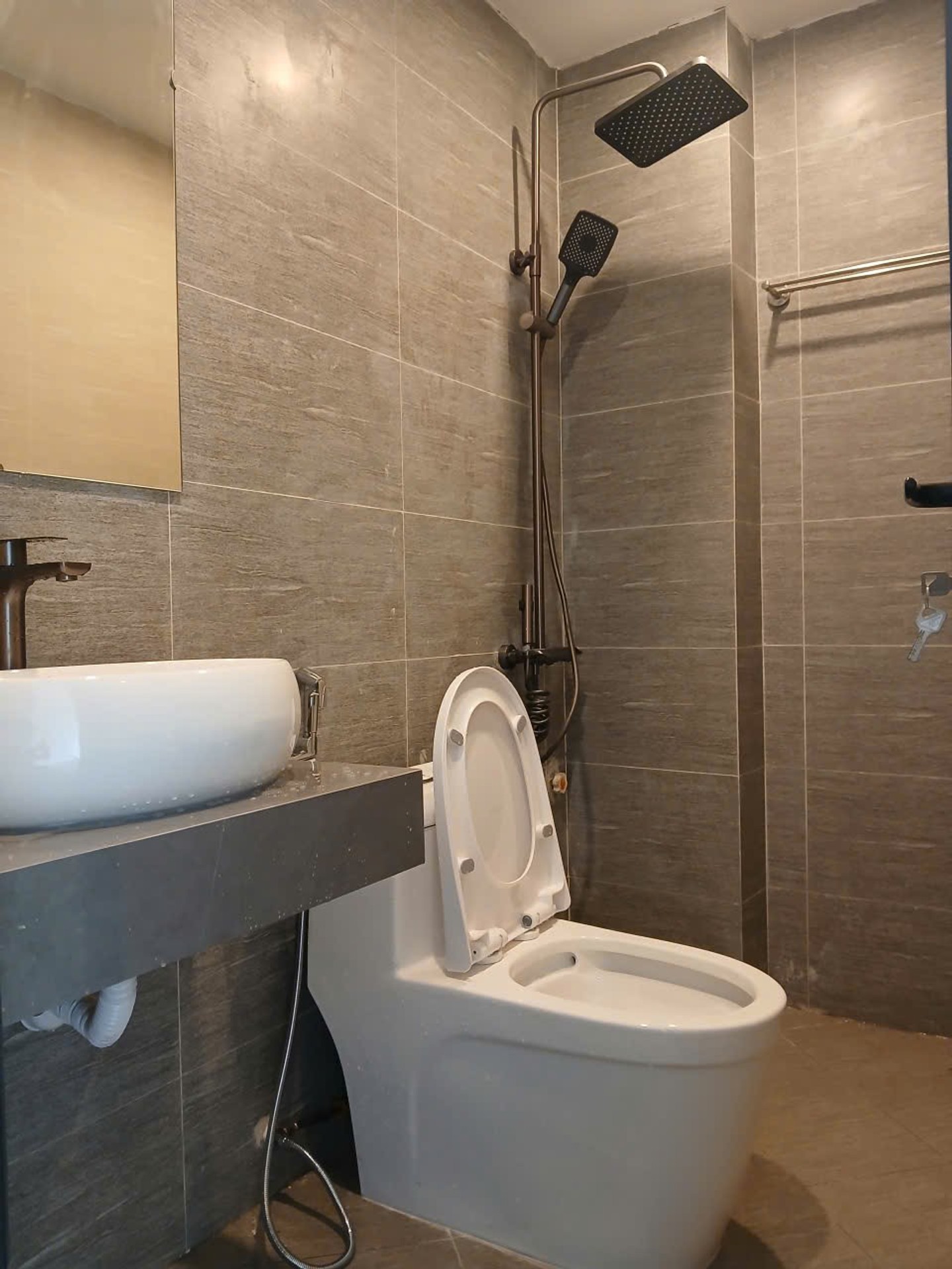 Bán nhà Định Công Hạ - diện tích 30m2 6 tầng - Ô tô đỗ cửa - giá 9,68 tỷ