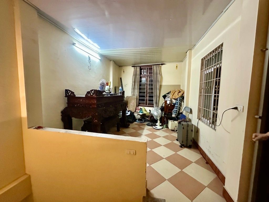 Bán nhà Lãng Yên - diện tích 42m2 5 tầng - Lô góc 2 mặt ngõ - giá 14,5 tỷ