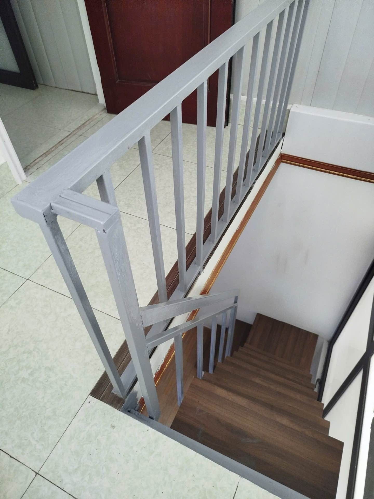 Bán nhà Định Công Hạ - diện tích 28m2 3 tầng - Nhà căn góc, full nội thất - giá 3 tỷ