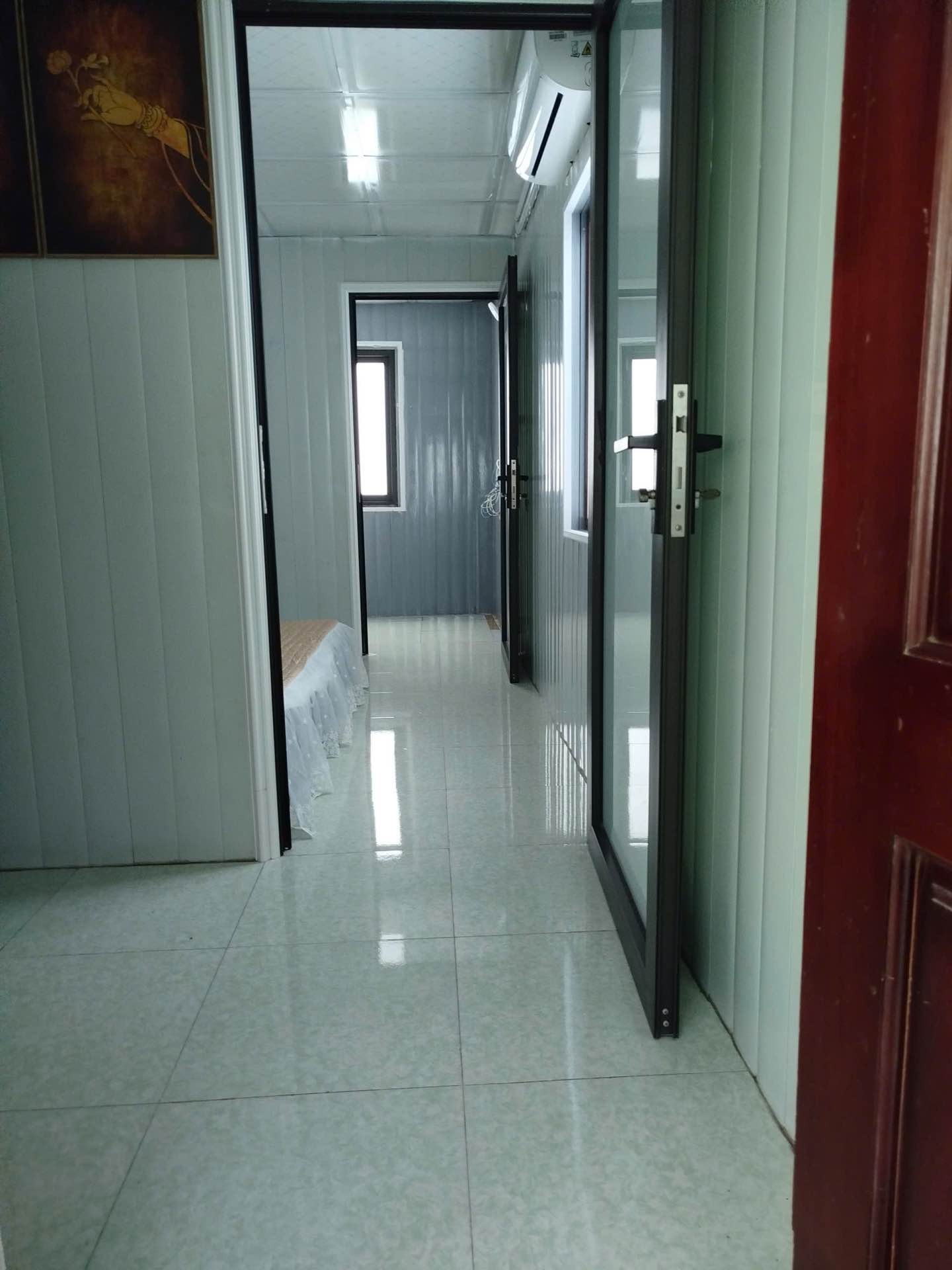 Bán nhà Định Công Hạ - diện tích 28m2 3 tầng - Nhà căn góc, full nội thất - giá 3 tỷ