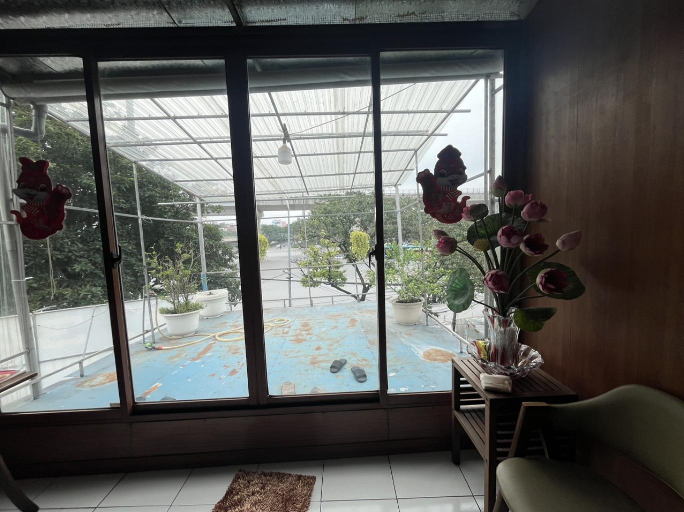 Bán nhà Cầu Giấy - diện tích 45.4m2 3 tầng - Mặt phố kinh doanh sầm uất - giá 24 tỷ