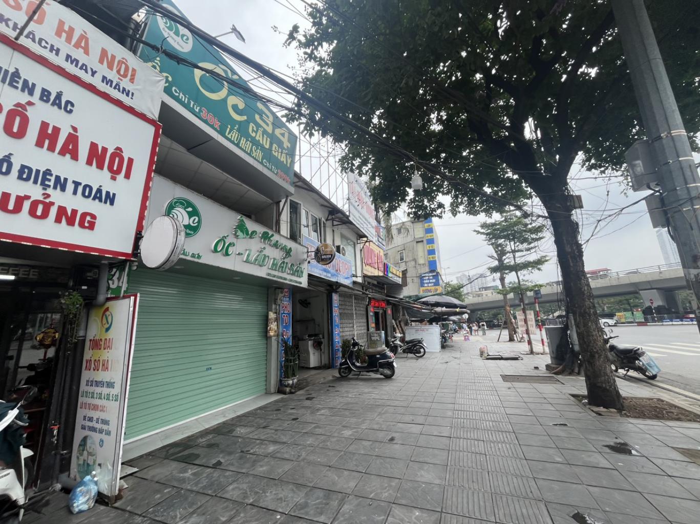 Bán nhà Cầu Giấy - diện tích 45.4m2 3 tầng - Mặt phố kinh doanh sầm uất - giá 24 tỷ