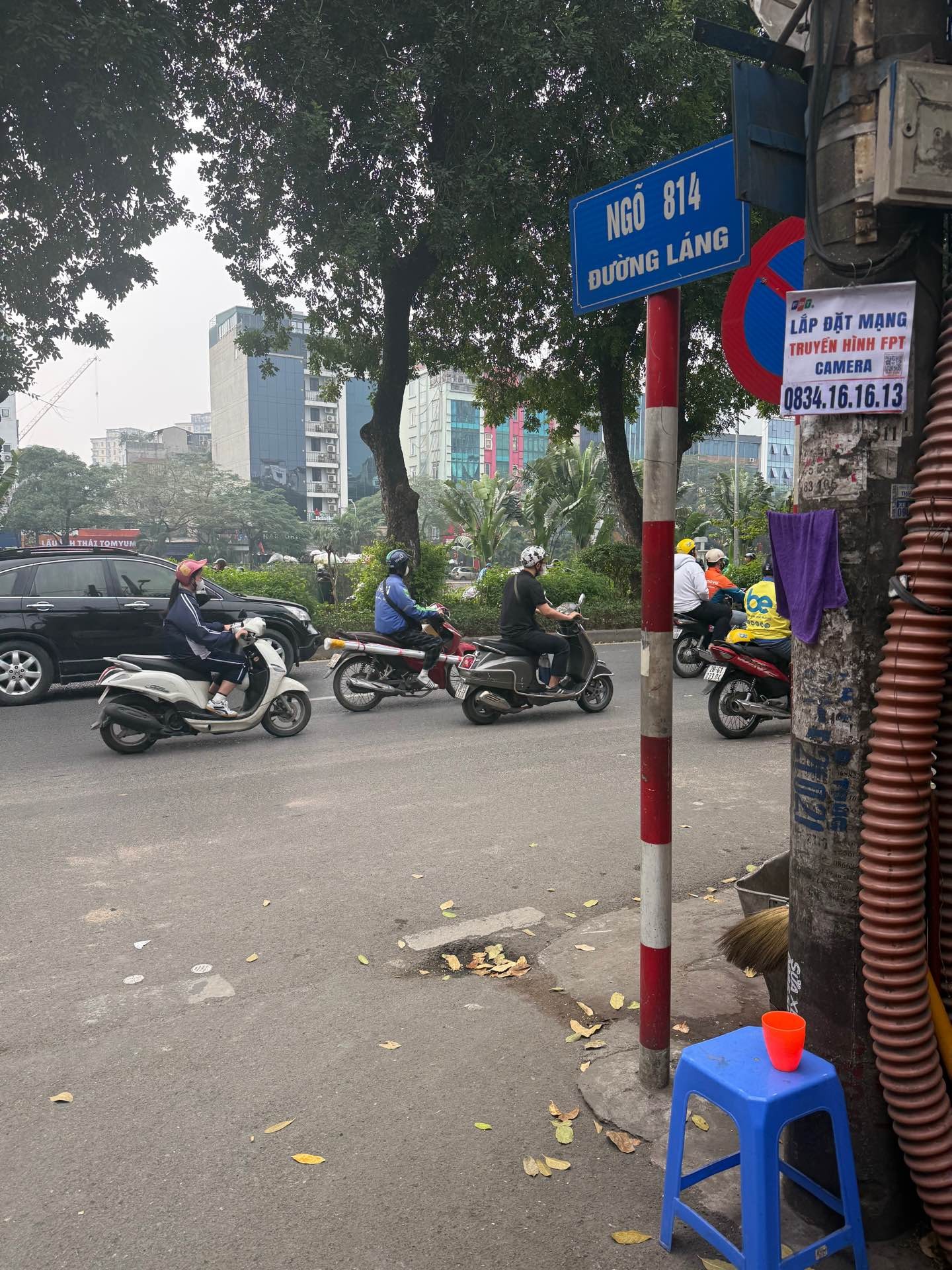 Bán nhà Láng - diện tích 134m2 3 tầng - Ngõ 1 ô tô - giá 40 tỷ