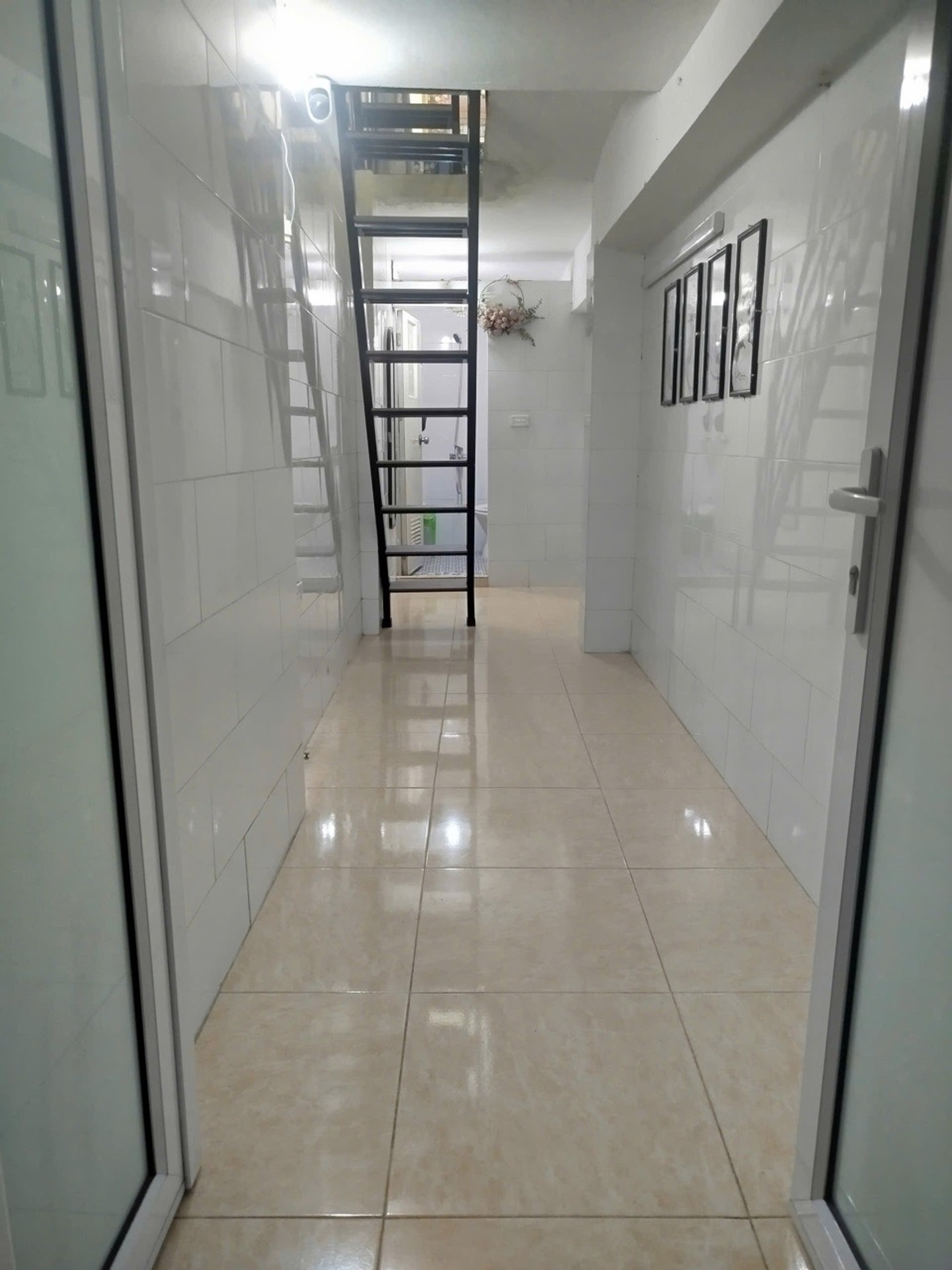 Bán nhà Tân Mai - diện tích 11m2 3 tầng - vị trí đẹp - giá 1,65 tỷ
