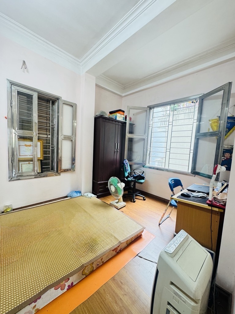 Bán nhà Kim Giang - diện tích 83m2 5 tầng - ô tô tránh - giá 25 tỷ