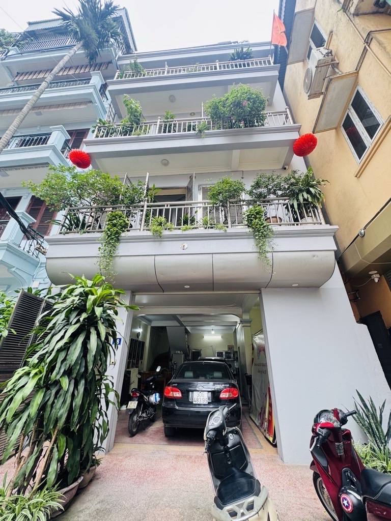 Bán nhà Kim Giang - diện tích 83m2 5 tầng - ô tô tránh - giá 25 tỷ