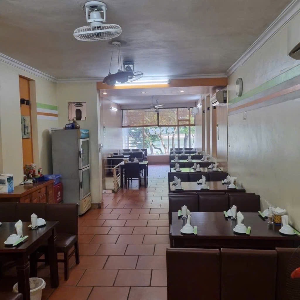 Bán nhà Nguyễn Hữu Thọ - diện tích 110m2 4 tầng - 2 mặt phố - giá 45 tỷ