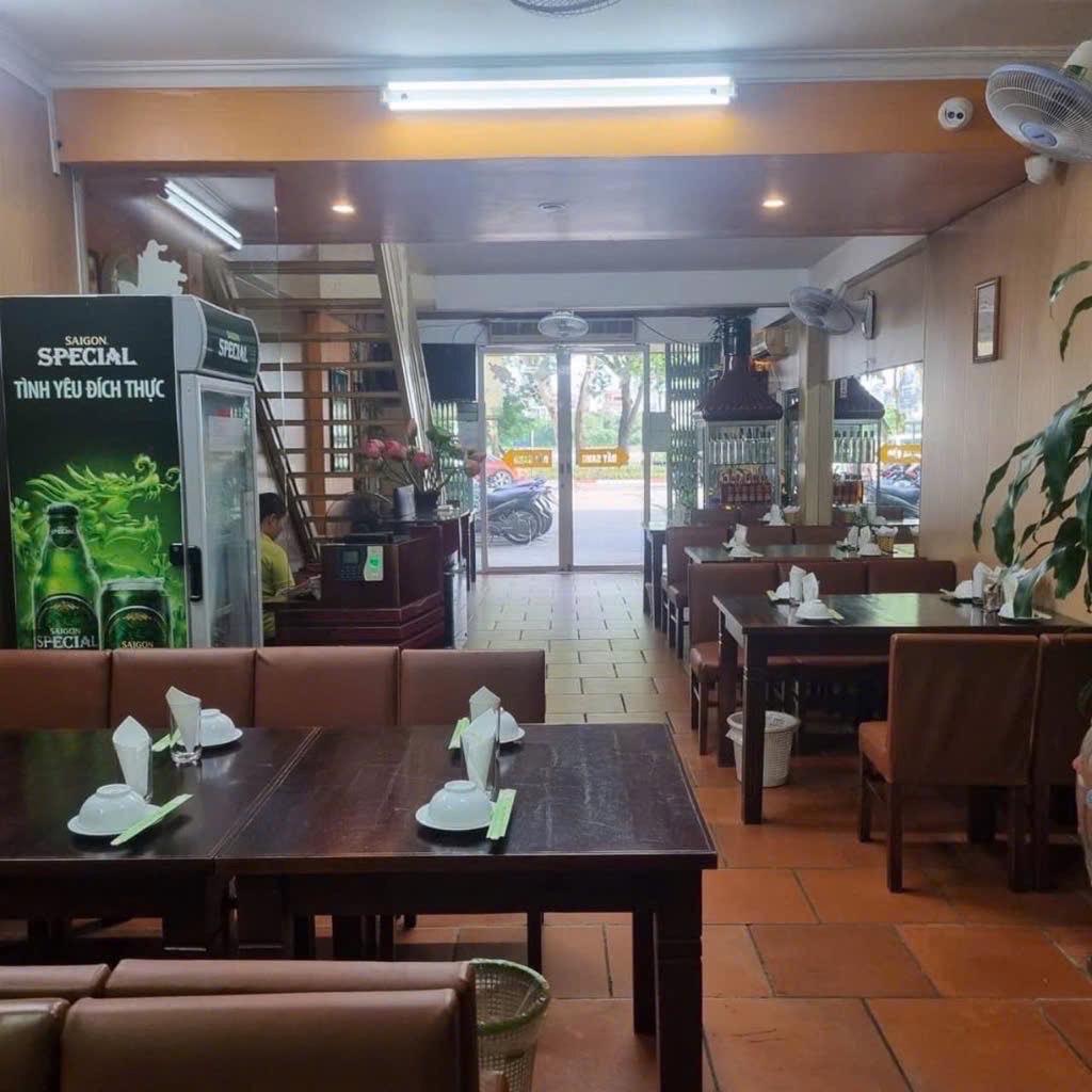 Bán nhà Nguyễn Hữu Thọ - diện tích 110m2 4 tầng - 2 mặt phố - giá 45 tỷ