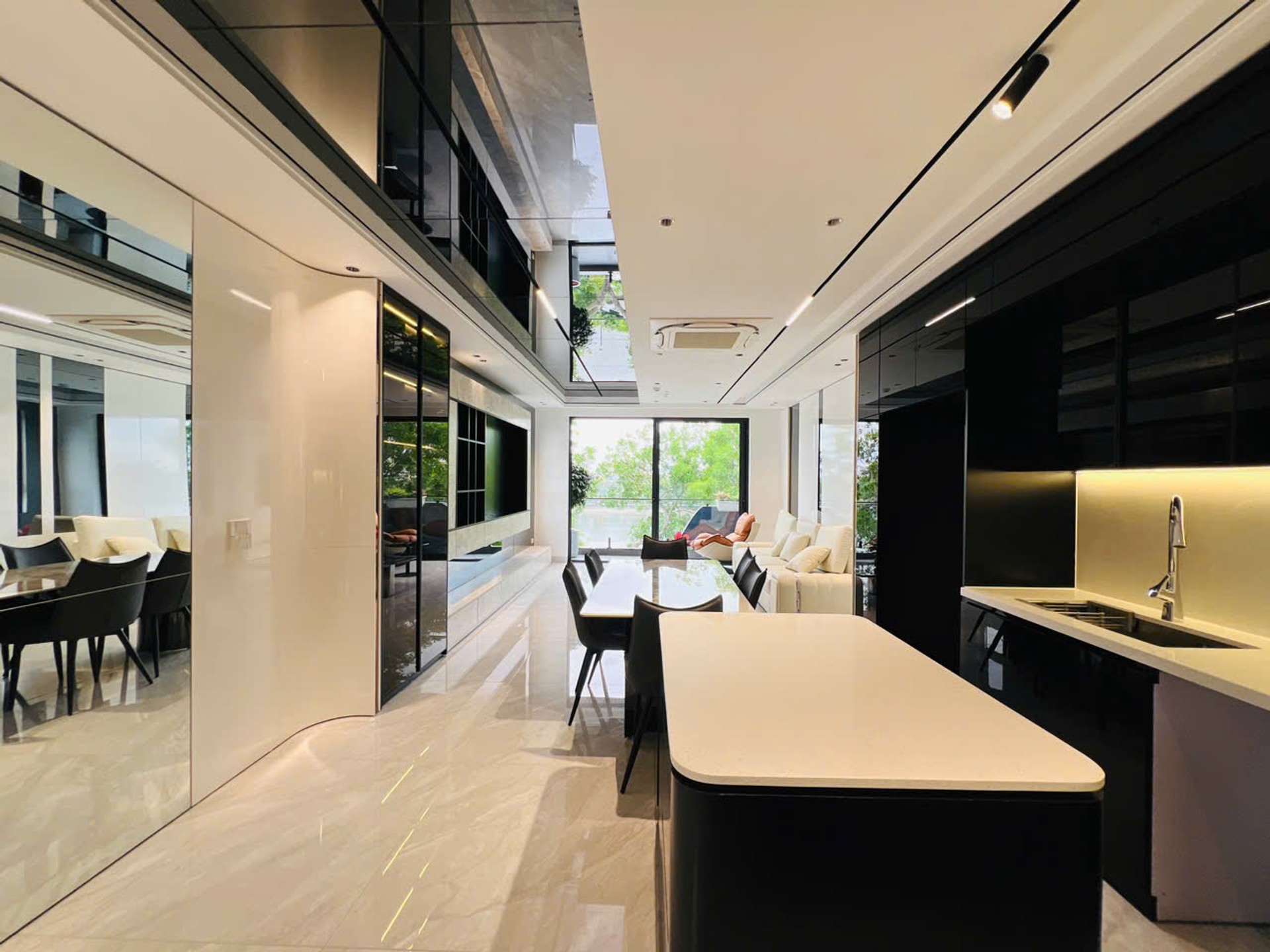 Bán nhà Hoàng Liệt - diện tích 61m2 7 tầng - Ô tô tránh nhau - giá 26,9 tỷ