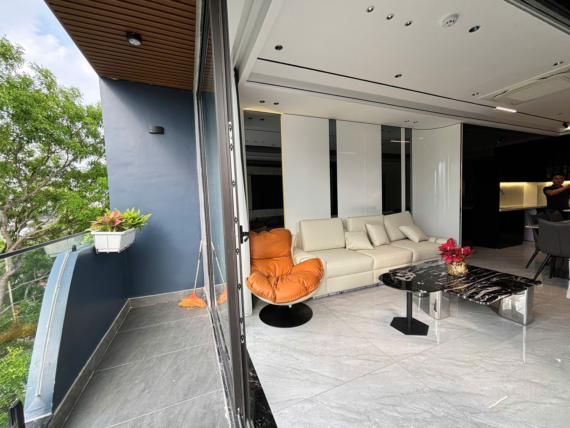 Bán nhà Hoàng Liệt - diện tích 61m2 7 tầng - Ô tô tránh nhau - giá 26,9 tỷ