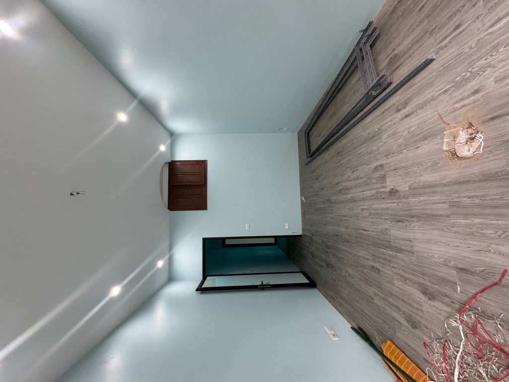 Bán nhà Nguyễn Ngọc Vũ - diện tích 80m2 4 tầng - Đang cập nhật - giá 42,5 tỷ