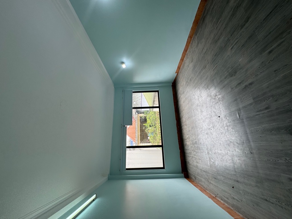 Bán nhà Nguyễn Ngọc Vũ - diện tích 80m2 4 tầng - Đang cập nhật - giá 42,5 tỷ