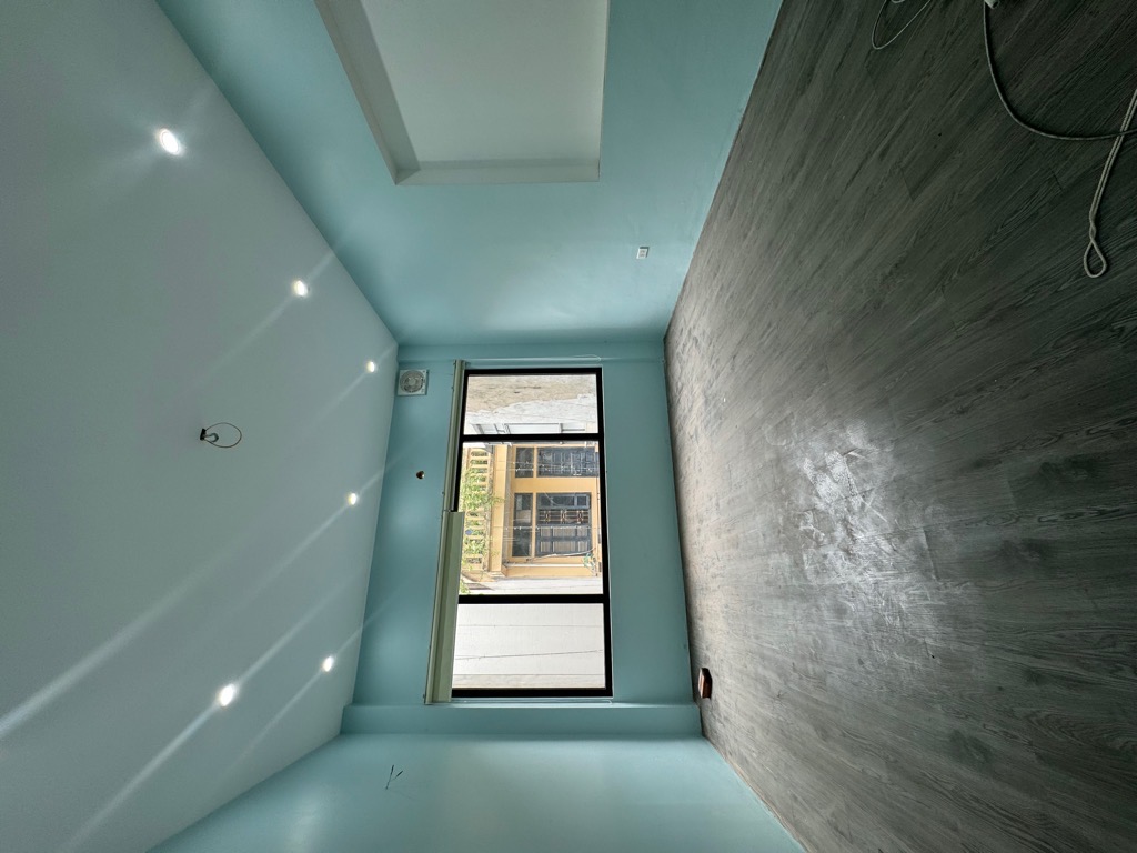 Bán nhà Nguyễn Ngọc Vũ - diện tích 80m2 4 tầng - Đang cập nhật - giá 42,5 tỷ