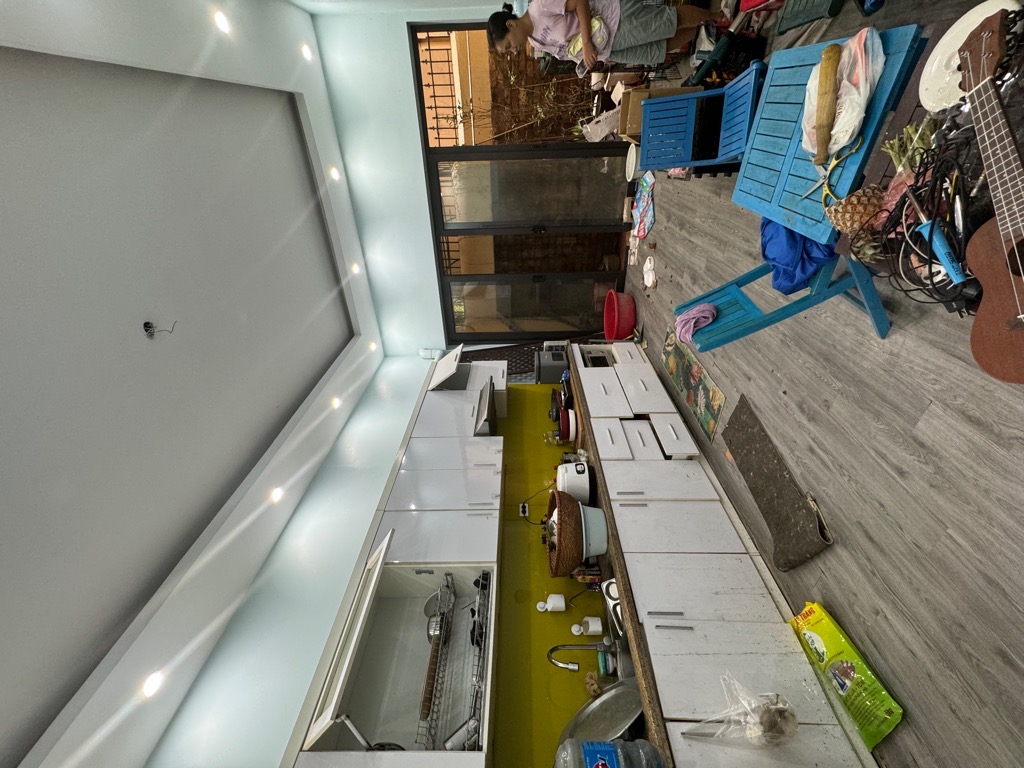 Bán nhà Nguyễn Ngọc Vũ - diện tích 80m2 4 tầng - Đang cập nhật - giá 42,5 tỷ