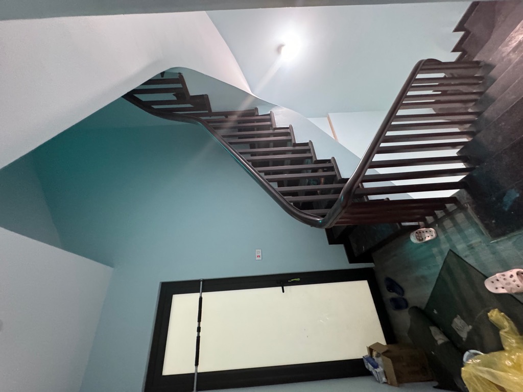 Bán nhà Nguyễn Ngọc Vũ - diện tích 80m2 4 tầng - Đang cập nhật - giá 42,5 tỷ