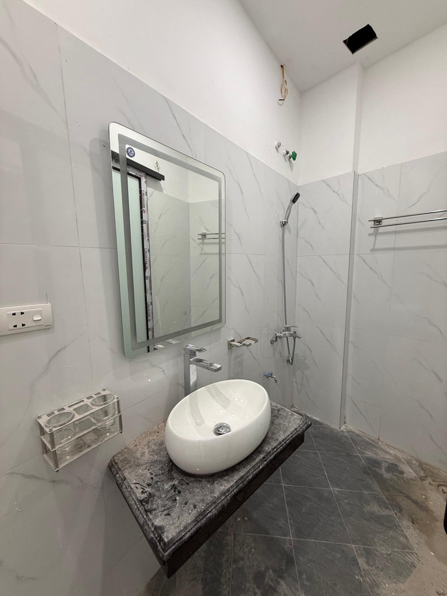 Bán nhà Trần Khát Chân - diện tích 48m2 5 tầng - thang máy, ô tô đỗ cửa - giá 10 tỷ