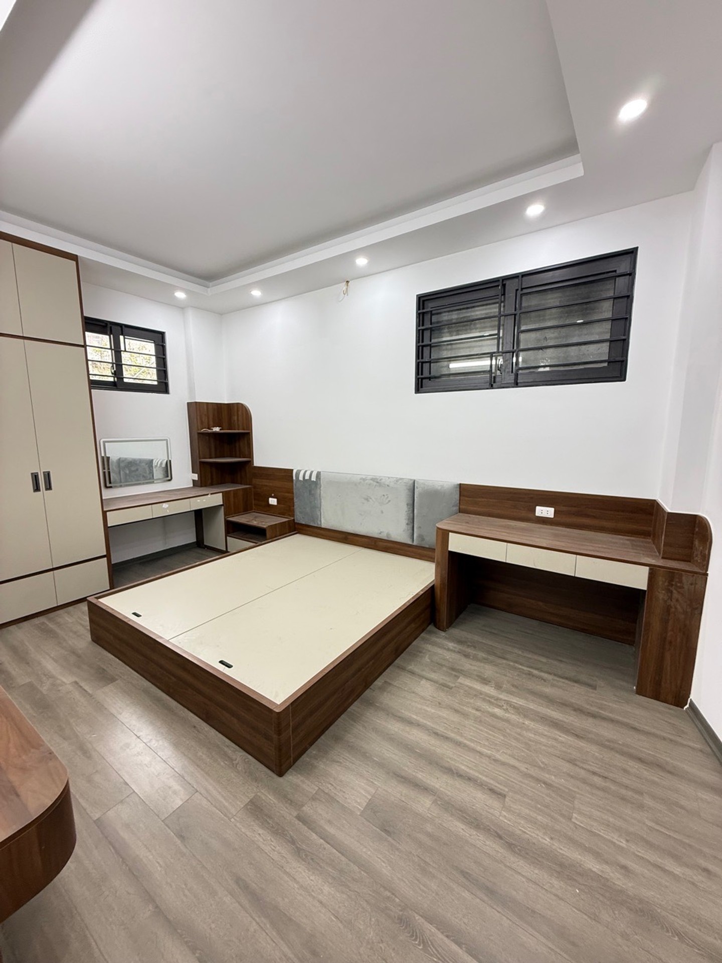 Bán nhà Trần Khát Chân - diện tích 48m2 5 tầng - thang máy, ô tô đỗ cửa - giá 10 tỷ