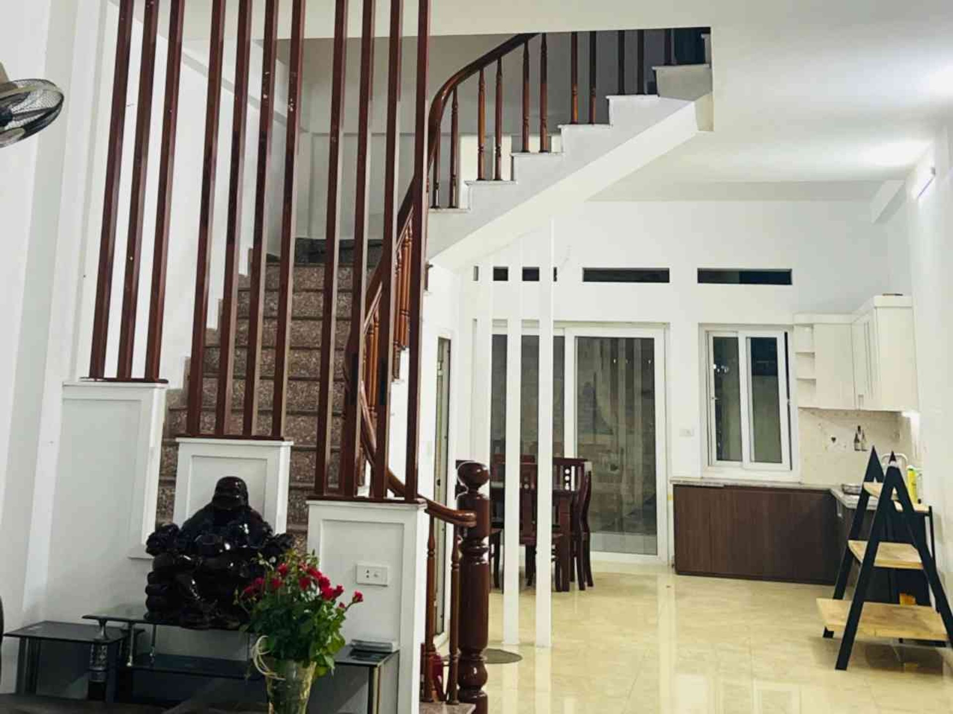 Bán nhà Định Công Thượng - diện tích 130m2 4 tầng - ô tô tránh - giá 21,8 tỷ