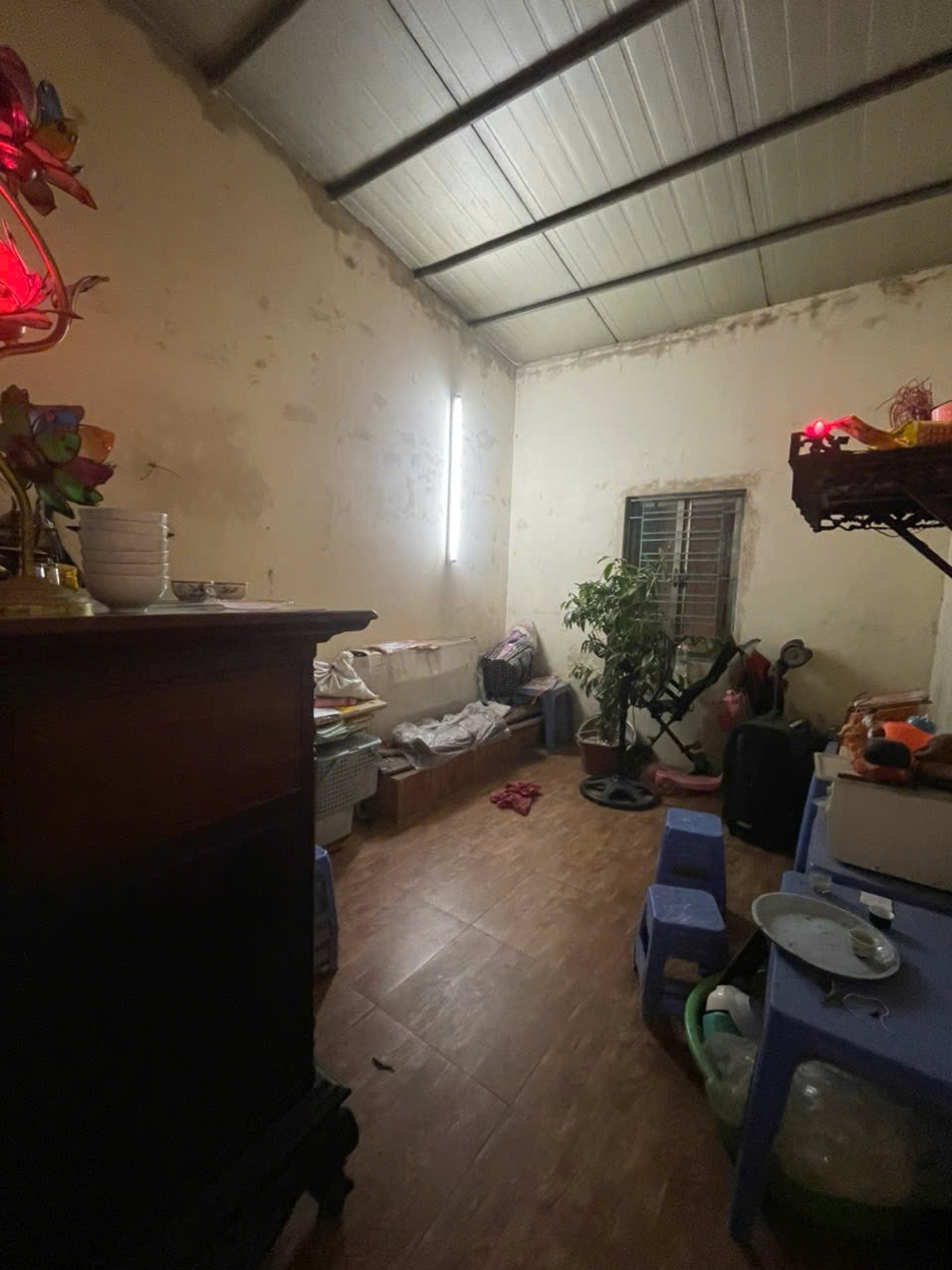 Bán nhà Hoàng Mai - diện tích 42m2 5 tầng - Nhà dân xây chắc chắn - giá 10,5 tỷ