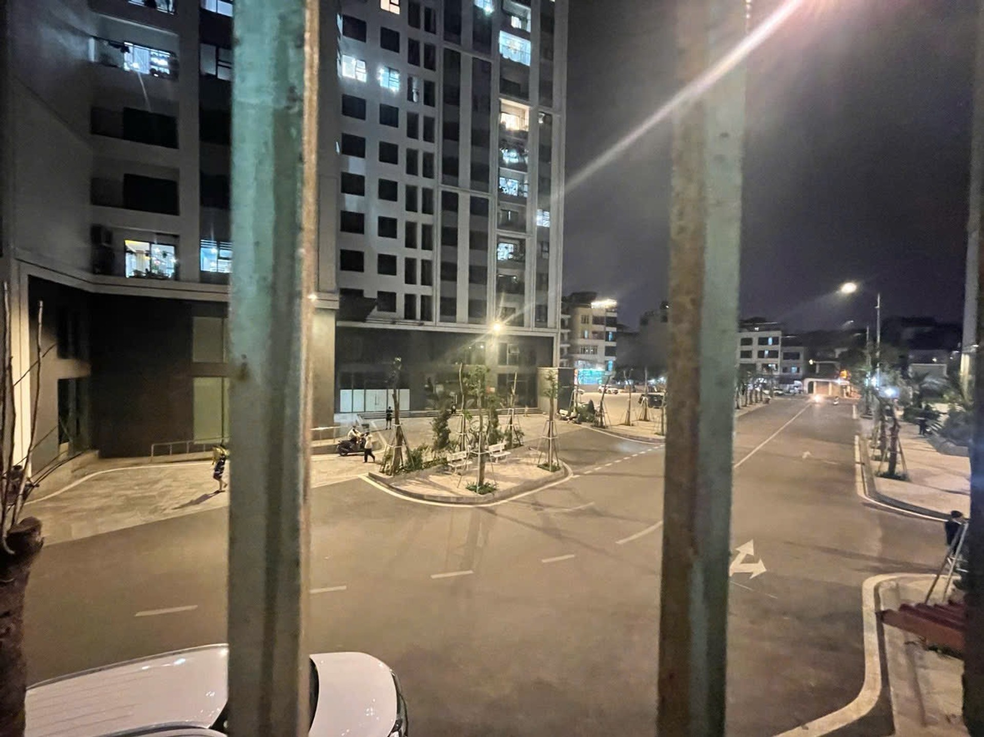 Bán nhà Hoàng Mai - diện tích 42m2 5 tầng - Nhà dân xây chắc chắn - giá 10,5 tỷ