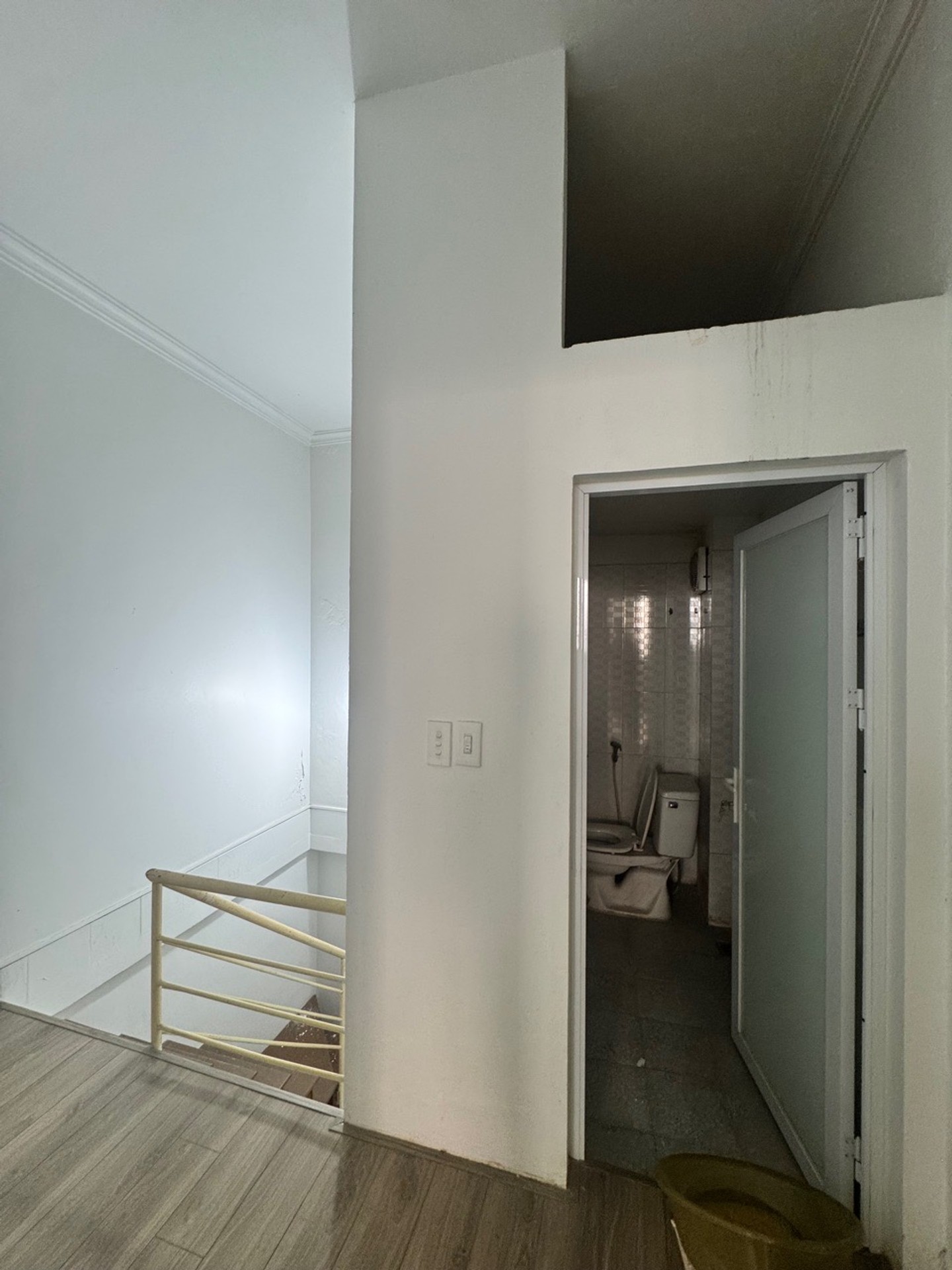 Bán nhà Trương Định - diện tích 34m2 3 tầng - Lô góc 2 thoáng - giá 9,5 tỷ
