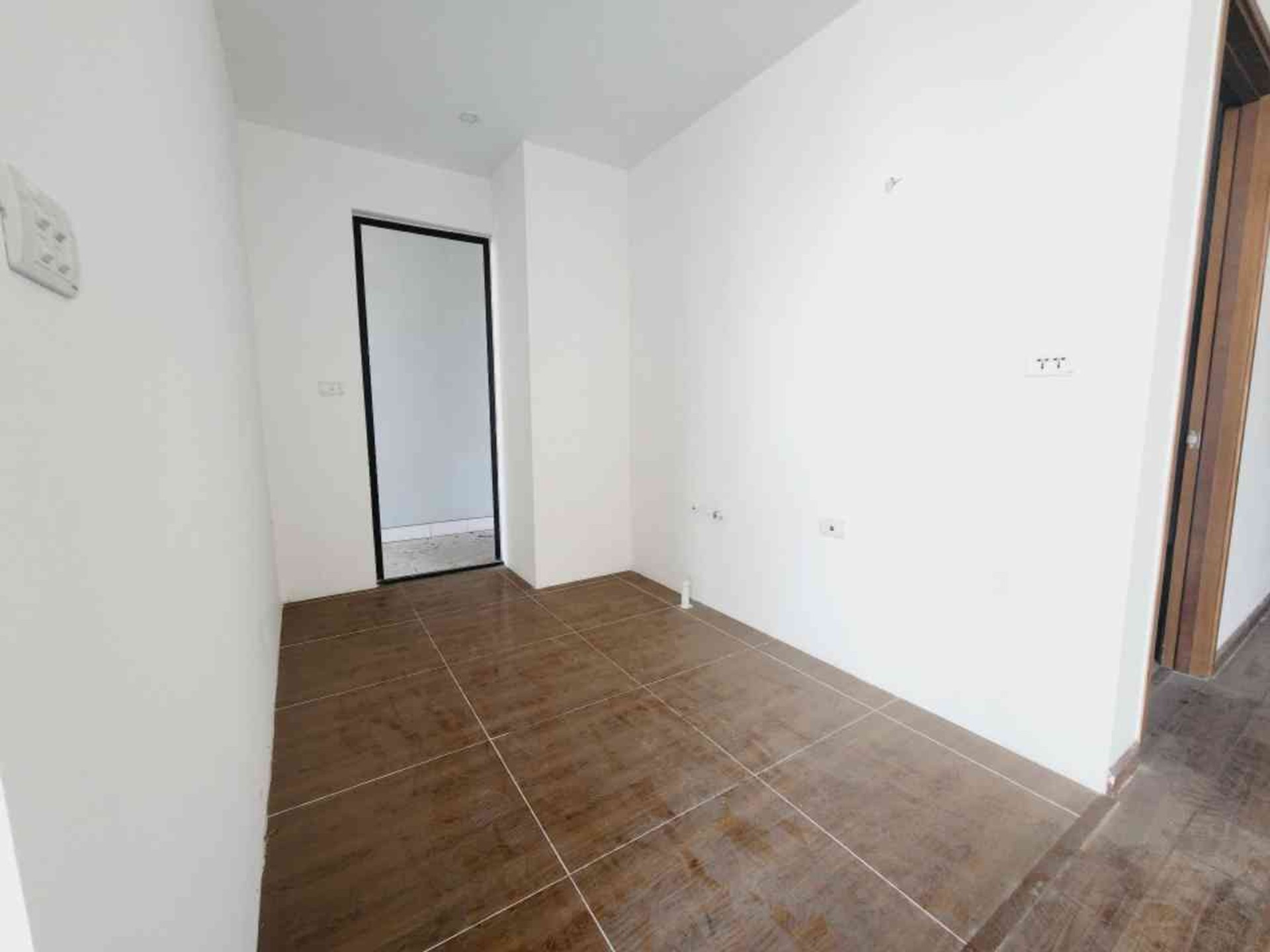 Bán nhà Trần Hòa - diện tích 94m2 1 tầng - 3 ngủ siêu thoáng - giá 7,7 tỷ