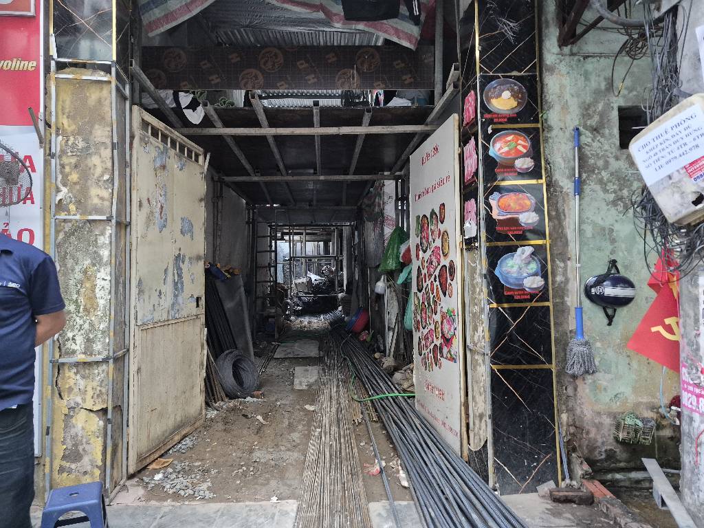 Bán nhà Trần Duy Hưng - diện tích 195m2 8 tầng - Nhà đang hoàn thiện - giá 58 tỷ