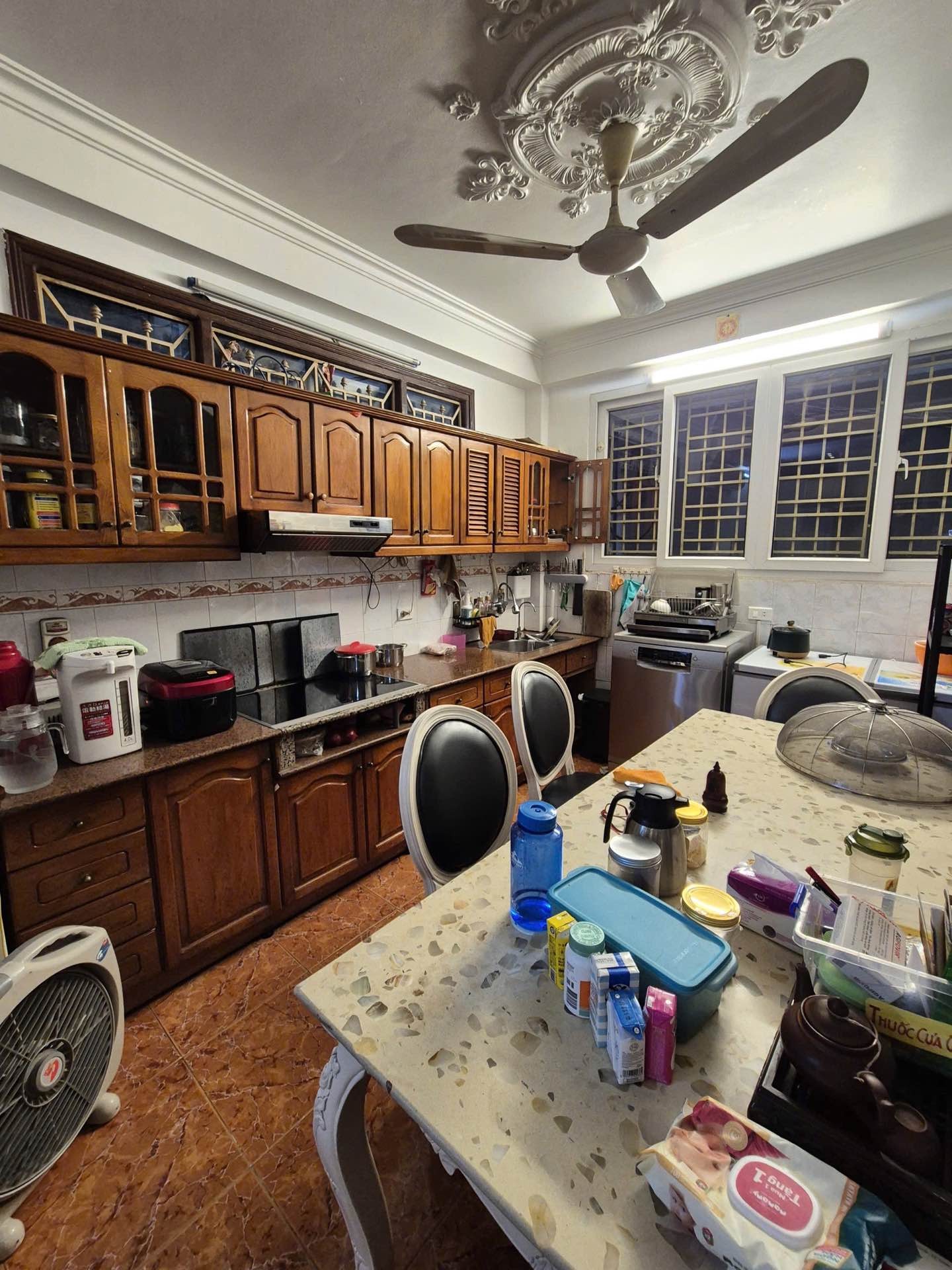 Bán nhà Nguyễn Chí Thanh - diện tích 51.9m2 5 tầng - Lô góc 2 mặt ô tô - giá 31,2 tỷ