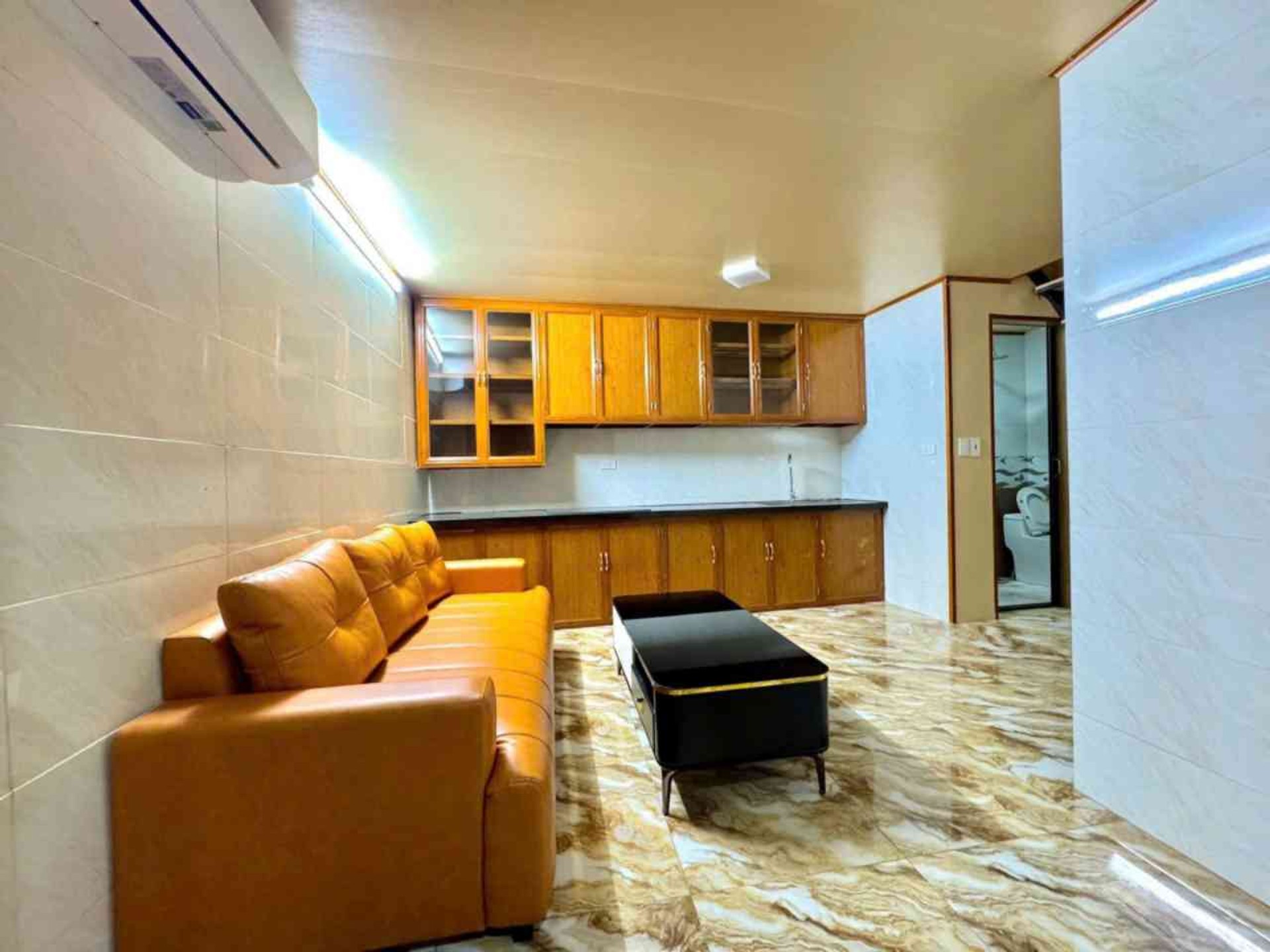 Bán nhà Nguyễn Xiển - diện tích 22m2 3 tầng - Nhà đẹp trung tâm quận Thanh Xuân - giá 1,8 tỷ