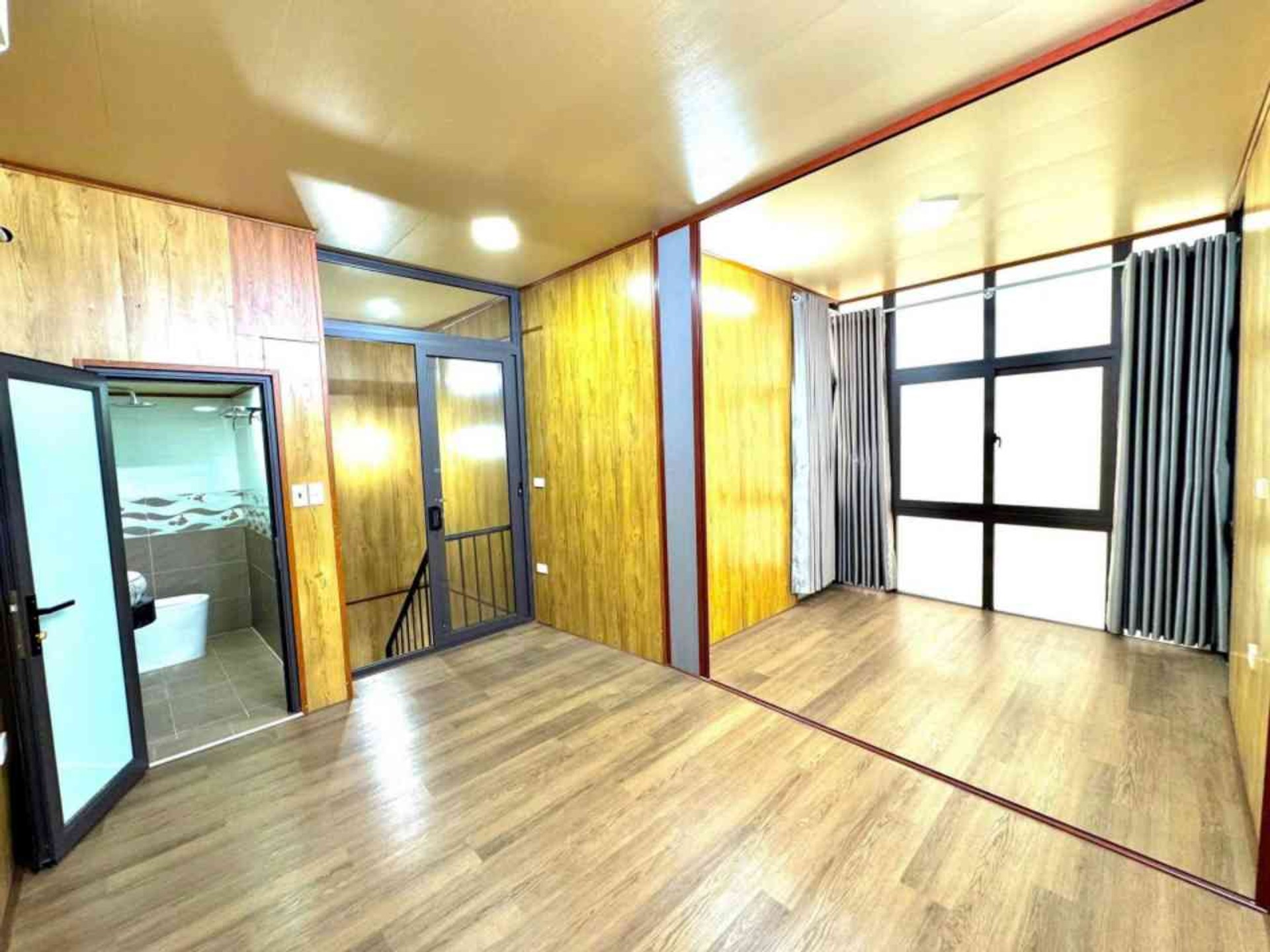 Bán nhà Nguyễn Xiển - diện tích 22m2 3 tầng - Nhà đẹp trung tâm quận Thanh Xuân - giá 1,8 tỷ