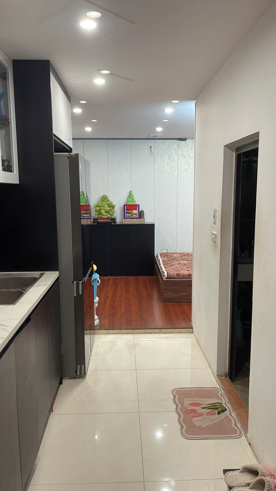 Bán nhà Vĩnh Hưng - diện tích 37m2 2 tầng - ô tô đỗ cổng - giá 3,5 tỷ
