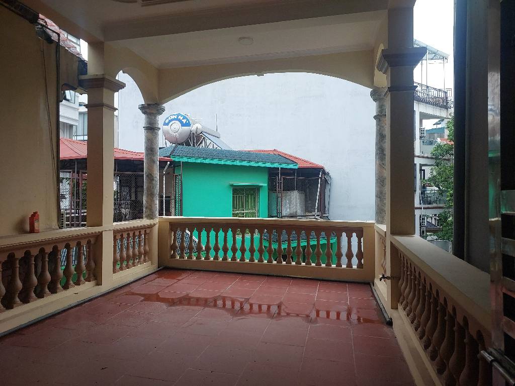 Bán nhà Hoàng Cầu - diện tích 57m2 4 tầng - ô tô vào nhà - giá 26,8 tỷ