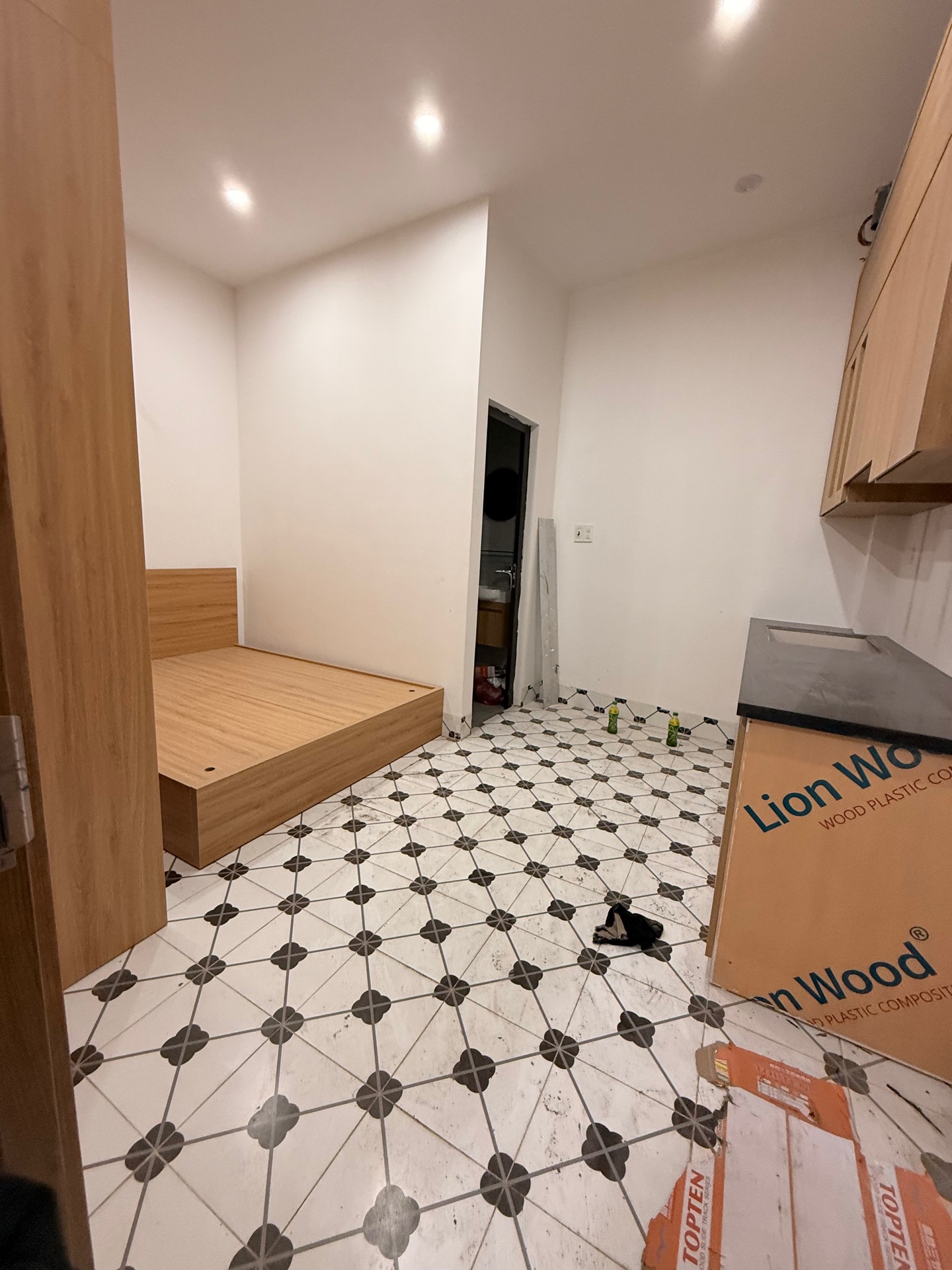 Bán nhà Nguyễn Đức Cảnh - diện tích 49m2 6 tầng - Thang máy mới tinh - giá 13,2 tỷ